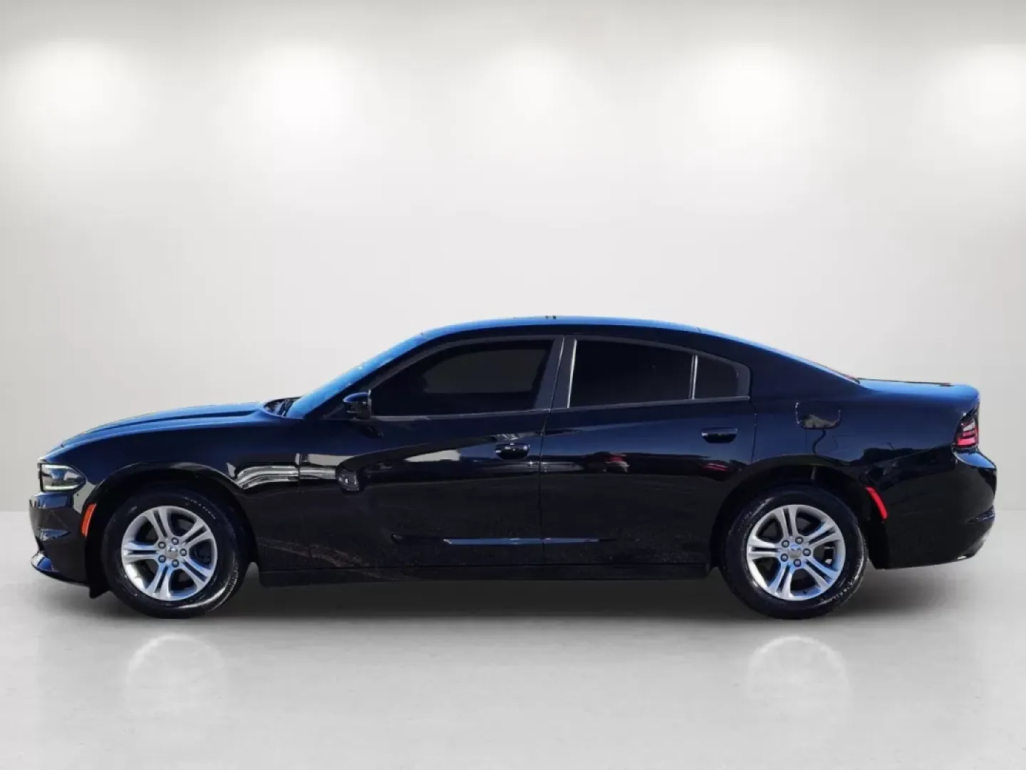 2016 /Black Dodge Charger SE (2C3CDXBG3GH) with an Other engine, located at 804 22nd Ave, Phenix City, AL, 36870, (334) 297-1860, 32.484749, -85.024475 - Experience the thrill of the open road with the 2016 Dodge Charger SE, a perfect blend of style and performance ideal for both daily commuters and weekend adventurers. This sporty coupe isn't just a car; it's a lifestyle choice designed for those who crave excitement, whether you're navigating city - Photo#7