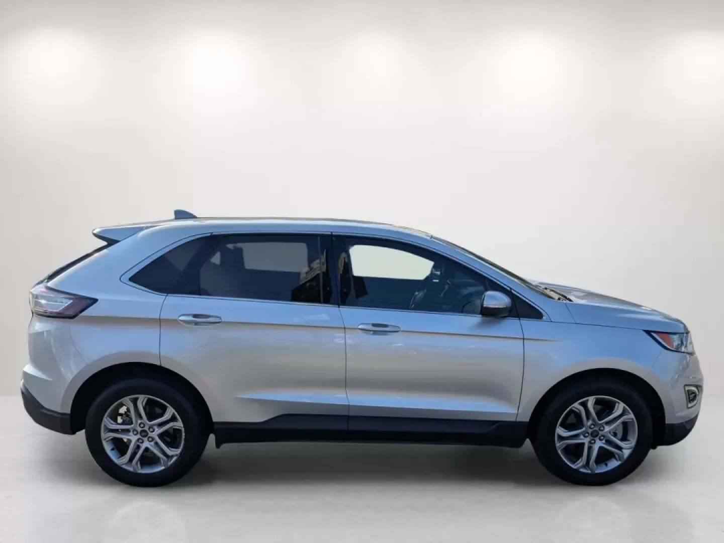 2016 Ford Edge Titanium (2FMPK3K8XGB) with an Other engine, located at 3959 U.S. 80 W, Phenix City, AL, 36870, (334) 297-4885, 32.469296, -85.135185 - **Discover the Ultimate Family Companion: 2016 Ford Edge Titanium SUV at Gils Auto, Phenix City**<br /> <br /> Are you searching for a versatile vehicle that effortlessly blends comfort with functionality? Look no further! Whether you're a growing family in need of spaciousness, a commuter looking f - Photo#3