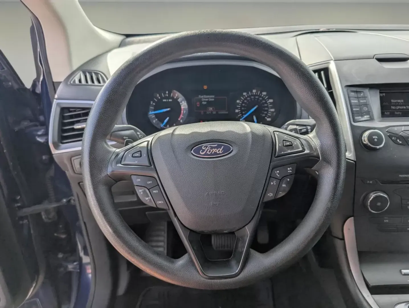 2016 Ford Edge SE (2FMPK3G92GB) with an Other engine, located at 3959 U.S. 80 W, Phenix City, AL, 36870, (334) 297-4885, 32.469296, -85.135185 - **Adventure Awaits with the 2016 Ford Edge SE Your Next Family SUV!**<br /> <br /> Are you ready to elevate your family adventures or daily commutes? Look no further than the 2016 Ford Edge SE, a versatile SUV designed for families on the go, budget-conscious buyers, or anyone seeking a reliable ve - Photo#16