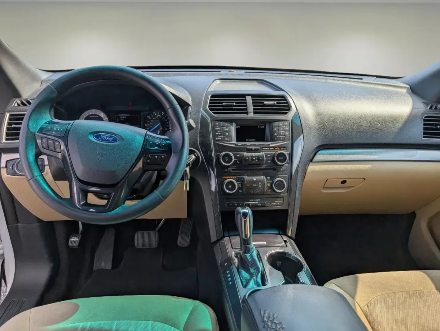 2016 Ford Explorer Base (1FM5K7BH3GG) with an Other engine, located at 3959 U.S. 80 W, Phenix City, AL, 36870, (334) 297-4885, 32.469296, -85.135185 - **Discover Adventure with the 2016 Ford Explorer at Gils Auto!** <br /> <br /> Are you in search of the perfect vehicle to elevate your family outings or weekend adventures? Look no further! The 2016 Ford Explorer, available at Gils Auto in Phenix City, AL, is your ultimate companion for memorable r - Photo#12