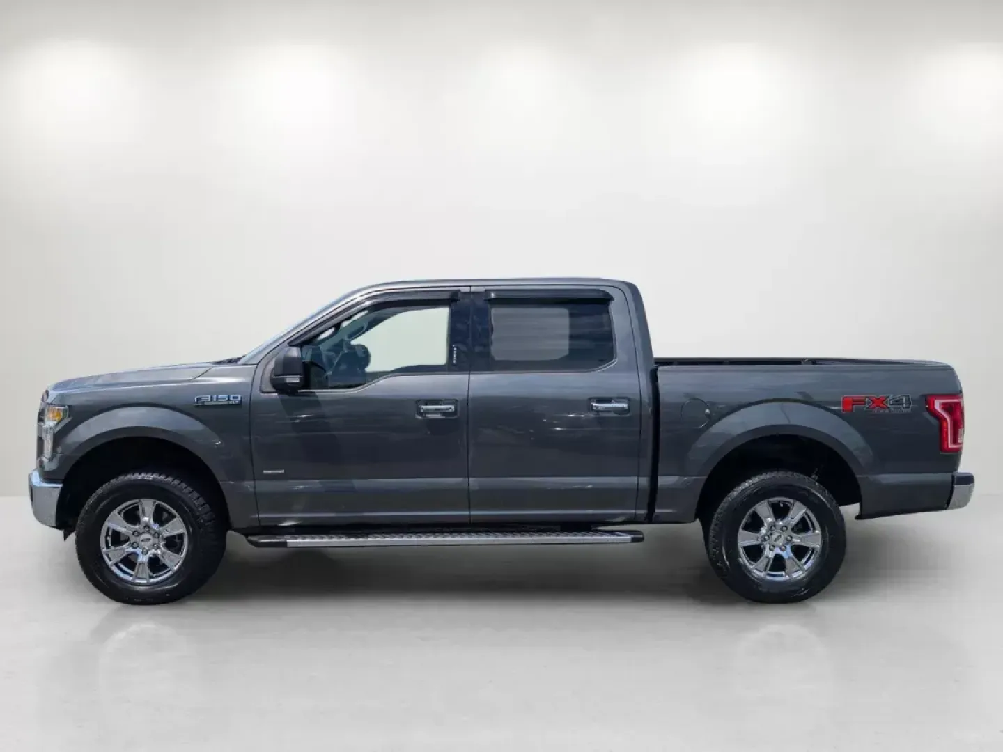 2016 Ford F-150 XLT (1FTEW1EG7GK) with an Other engine, located at 3959 U.S. 80 W, Phenix City, AL, 36870, (334) 297-4885, 32.469296, -85.135185 - ### Explore Adventure with the 2016 Ford F-150 XLT: Your Ultimate Pickup Companion!<br /> <br /> Are you ready to elevate your weekend getaways or daily commutes with unmatched power and comfort? Look no further than this robust 2016 Ford F-150 XLT, available now at Gils Auto in Columbus, GA. Perfec - Photo#2