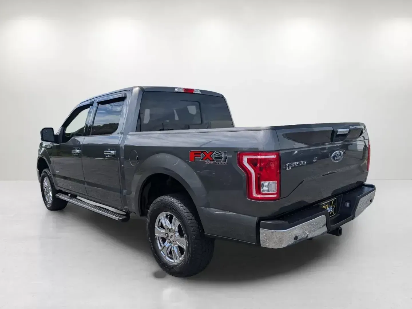 2016 Ford F-150 XLT (1FTEW1EG7GK) with an Other engine, located at 3959 U.S. 80 W, Phenix City, AL, 36870, (334) 297-4885, 32.469296, -85.135185 - ### Explore Adventure with the 2016 Ford F-150 XLT: Your Ultimate Pickup Companion!<br /> <br /> Are you ready to elevate your weekend getaways or daily commutes with unmatched power and comfort? Look no further than this robust 2016 Ford F-150 XLT, available now at Gils Auto in Columbus, GA. Perfec - Photo#3
