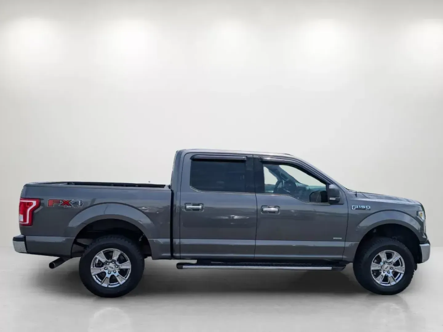 2016 Ford F-150 XLT (1FTEW1EG7GK) with an Other engine, located at 3959 U.S. 80 W, Phenix City, AL, 36870, (334) 297-4885, 32.469296, -85.135185 - ### Explore Adventure with the 2016 Ford F-150 XLT: Your Ultimate Pickup Companion!<br /> <br /> Are you ready to elevate your weekend getaways or daily commutes with unmatched power and comfort? Look no further than this robust 2016 Ford F-150 XLT, available now at Gils Auto in Columbus, GA. Perfec - Photo#6