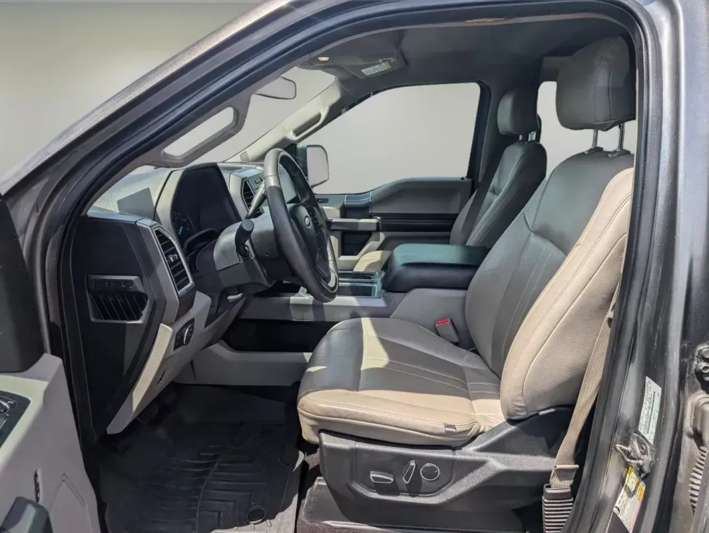 2016 Ford F-150 XLT (1FTEW1EG7GK) with an Other engine, located at 3959 U.S. 80 W, Phenix City, AL, 36870, (334) 297-4885, 32.469296, -85.135185 - ### Explore Adventure with the 2016 Ford F-150 XLT: Your Ultimate Pickup Companion!<br /> <br /> Are you ready to elevate your weekend getaways or daily commutes with unmatched power and comfort? Look no further than this robust 2016 Ford F-150 XLT, available now at Gils Auto in Columbus, GA. Perfec - Photo#10