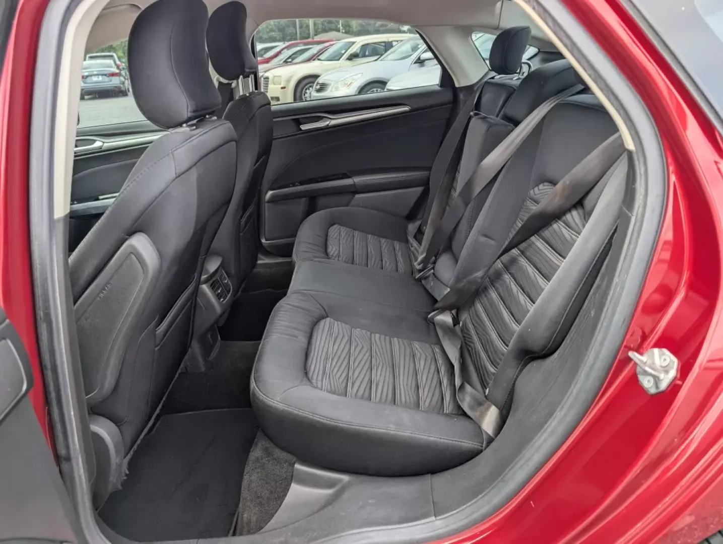 2016 Ford Fusion SE (3FA6P0H77GR) with an Other engine, located at 3959 U.S. 80 W, Phenix City, AL, 36870, (334) 297-4885, 32.469296, -85.135185 - **Discover the Perfect Blend of Comfort and Style with the 2016 Ford Fusion SE at Gils Auto - Phenix City!**<br /> <br /> Are you on the hunt for a sedan that seamlessly fits into your active lifestyle, whether it's commuting to work, running errands, or heading out for family adventures? Look no fu - Photo#10