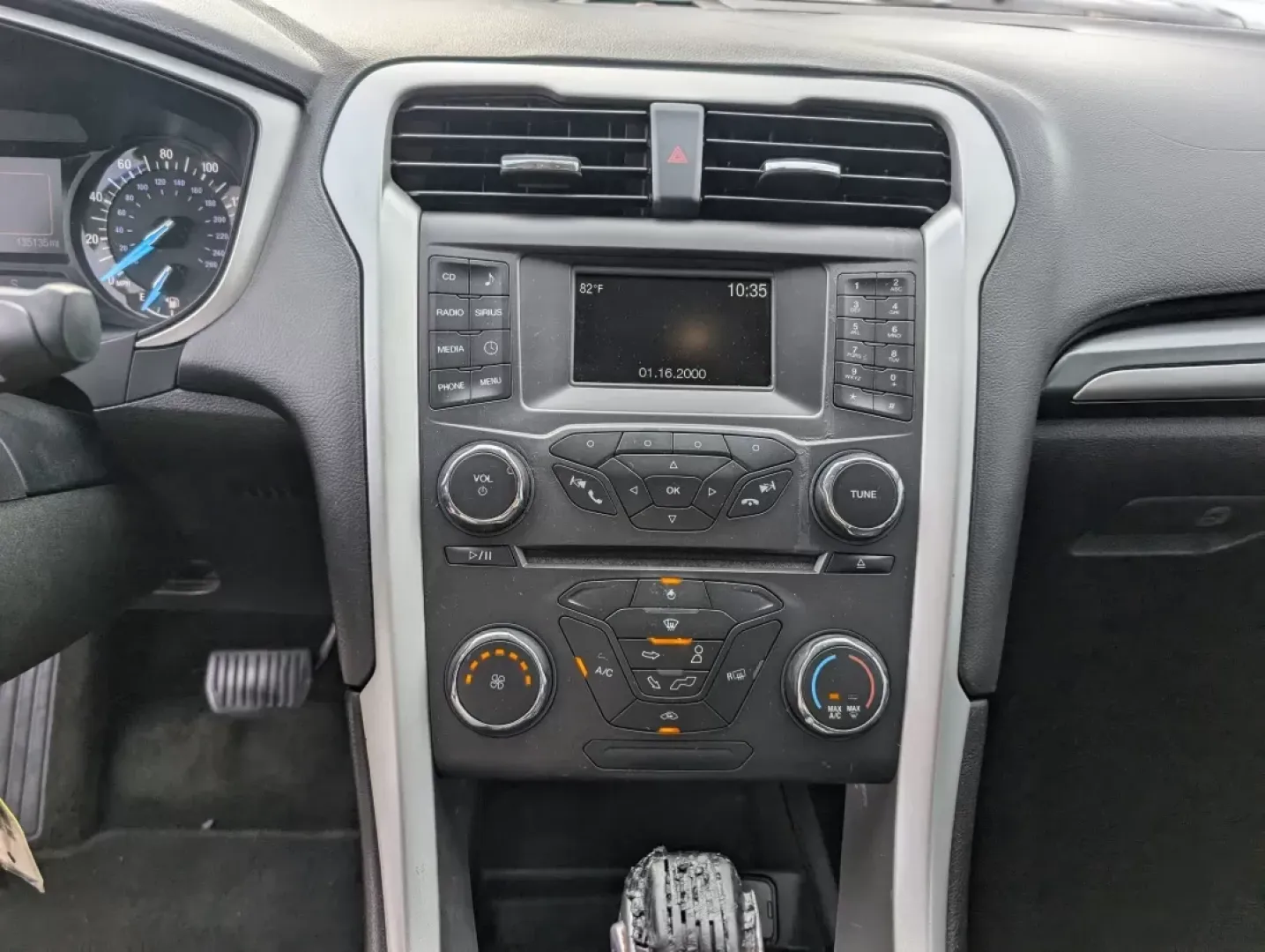2016 Ford Fusion SE (3FA6P0H77GR) with an Other engine, located at 3959 U.S. 80 W, Phenix City, AL, 36870, (334) 297-4885, 32.469296, -85.135185 - **Discover the Perfect Blend of Comfort and Style with the 2016 Ford Fusion SE at Gils Auto - Phenix City!**<br /> <br /> Are you on the hunt for a sedan that seamlessly fits into your active lifestyle, whether it's commuting to work, running errands, or heading out for family adventures? Look no fu - Photo#14
