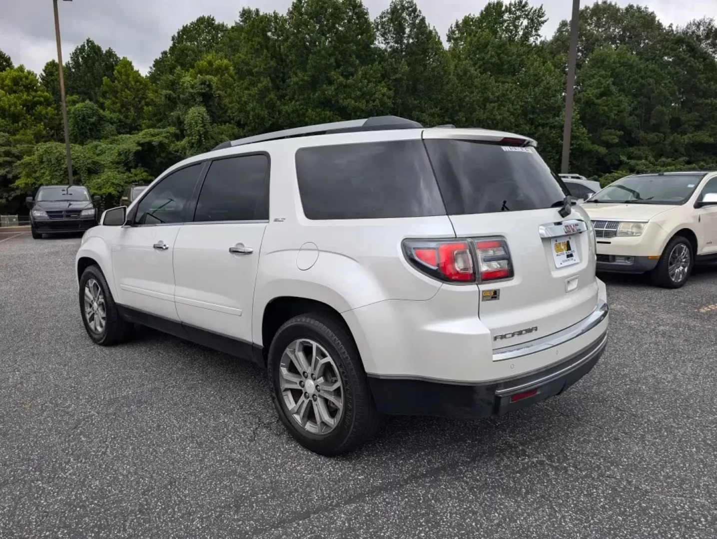 2016 /Dark Cashmere GMC Acadia SLT (1GKKRRKD5GJ) with an Other engine, located at 3959 U.S. 80 W, Phenix City, AL, 36870, (334) 297-4885, 32.469296, -85.135185 - **Explore New Adventures with the 2016 GMC Acadia SLT Perfect for Growing Families!**<br /> <br /> Are you ready to elevate your family adventures? The 2016 GMC Acadia SLT is the perfect companion for creating unforgettable memories on road trips, school runs, or weekend getaways. This spacious SUV - Photo#6