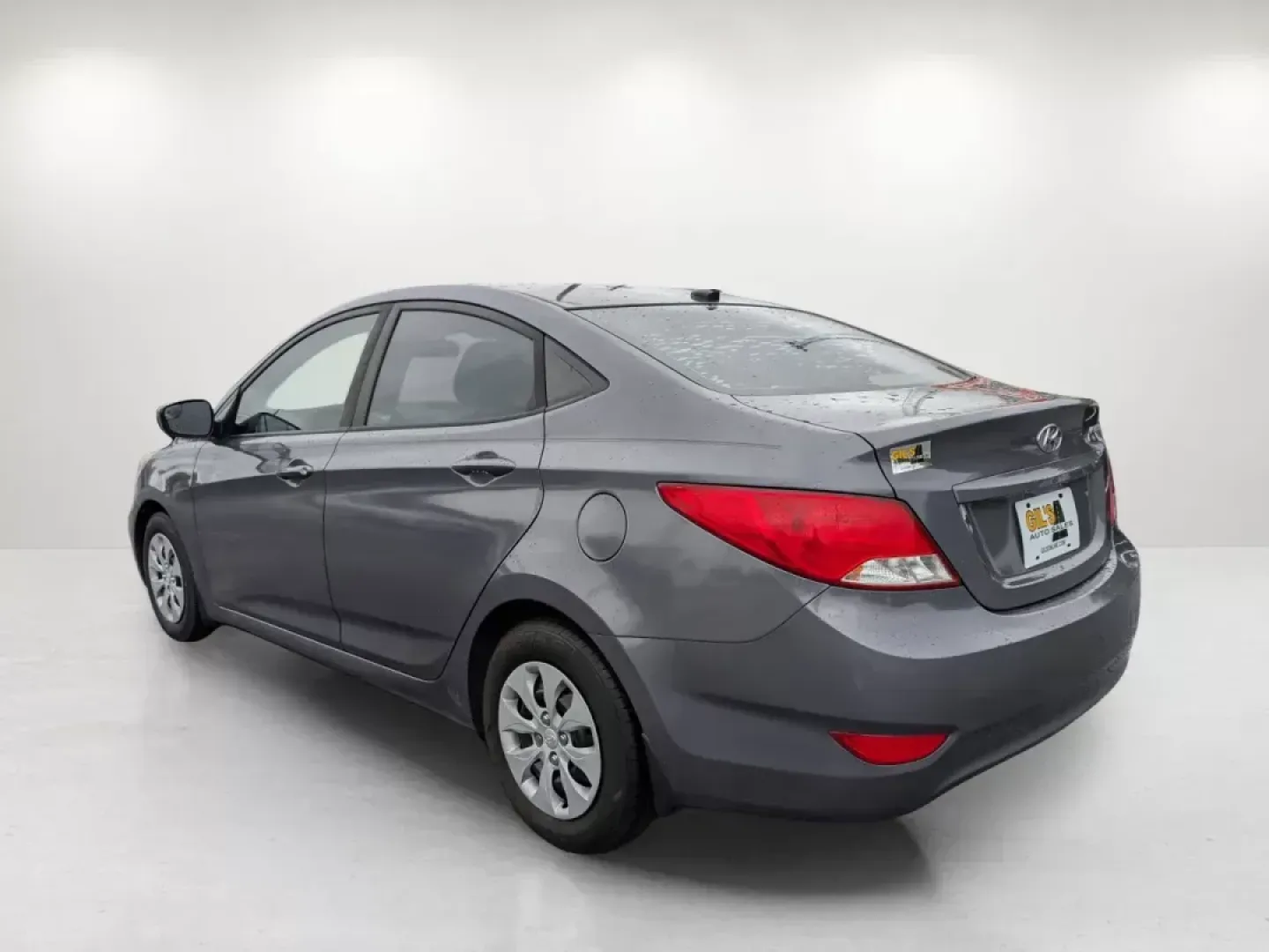 2016 /Gray Hyundai Accent SE (KMHCT4AE2GU) with an Regular Unleaded I-4 1.6 L/97 engine, 6-Speed Automatic w/OD transmission, located at 3959 U.S. 80 W, Phenix City, AL, 36870, (334) 297-4885, 32.469296, -85.135185 - **Discover the Perfect Commuter Vehicle: 2016 Hyundai Accent SE at Gils Auto, Phenix City!**<br /> <br /> Are you looking for a reliable and budget-friendly vehicle that can keep up with your daily hustle? The 2016 Hyundai Accent SE is designed for individuals who prioritize efficiency and comfort, - Photo#7