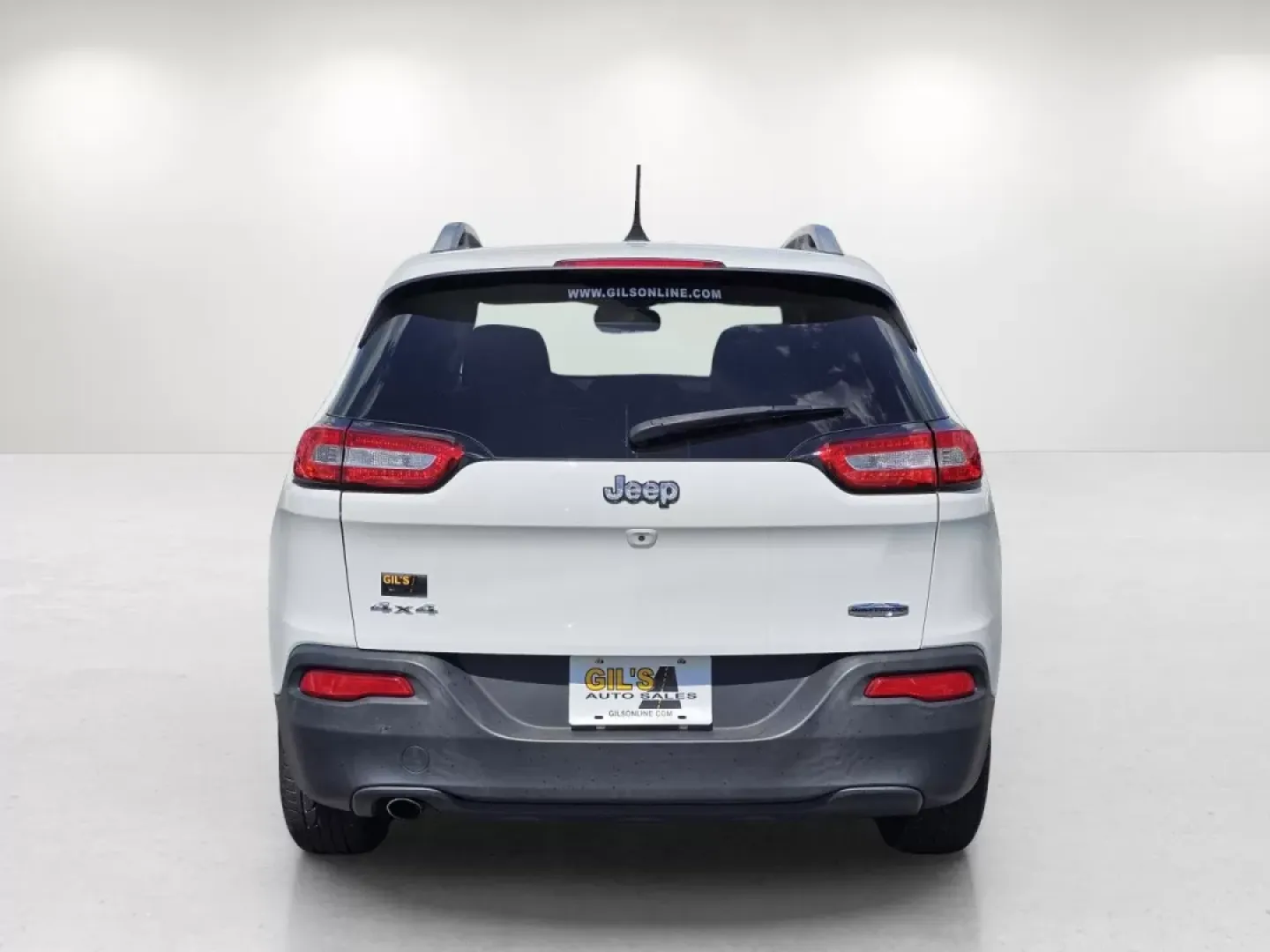 2016 /Black Jeep Cherokee Latitude (1C4PJMCB6GW) with an Other engine, located at 5115 14th Ave., Columbus, GA, 31904, (706) 323-0345, 32.511494, -84.971046 - **Adventure Awaits with This 2016 Jeep Cherokee Latitude Perfect for Your Next Journey!**<br /> <br /> Are you ready to elevate your driving experience and embrace the open road? This 2016 Jeep Cherokee Latitude, available at Gils Auto in Phenix City, AL, is designed for those who crave adventure a - Photo#5