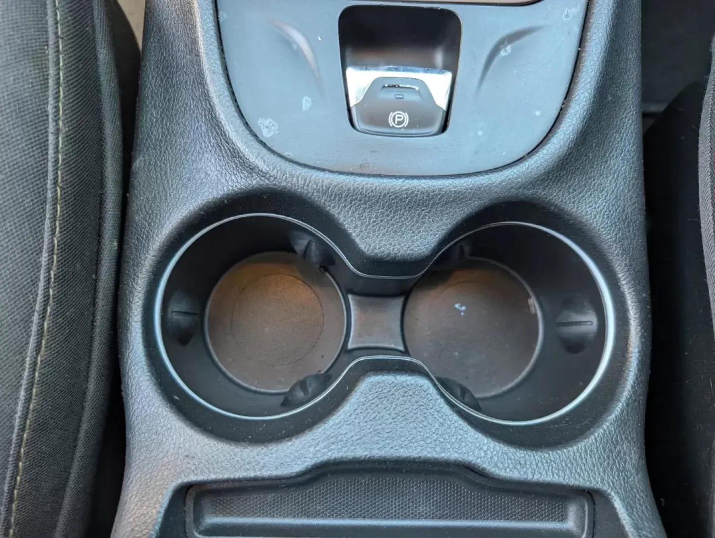 2016 /Black Jeep Cherokee Latitude (1C4PJMCB4GW) with an Other engine, located at 804 22nd Ave, Phenix City, AL, 36870, (334) 297-1860, 32.484749, -85.024475 - Experience the perfect blend of adventure and comfort with the 2016 Jeep Cherokee Latitude, designed for those who crave weekend getaways or daily commutes without compromise. Whether you're running errands around Phenix City or planning an exhilarating trip to nearby Lake Harding, this versatile cr - Photo#12