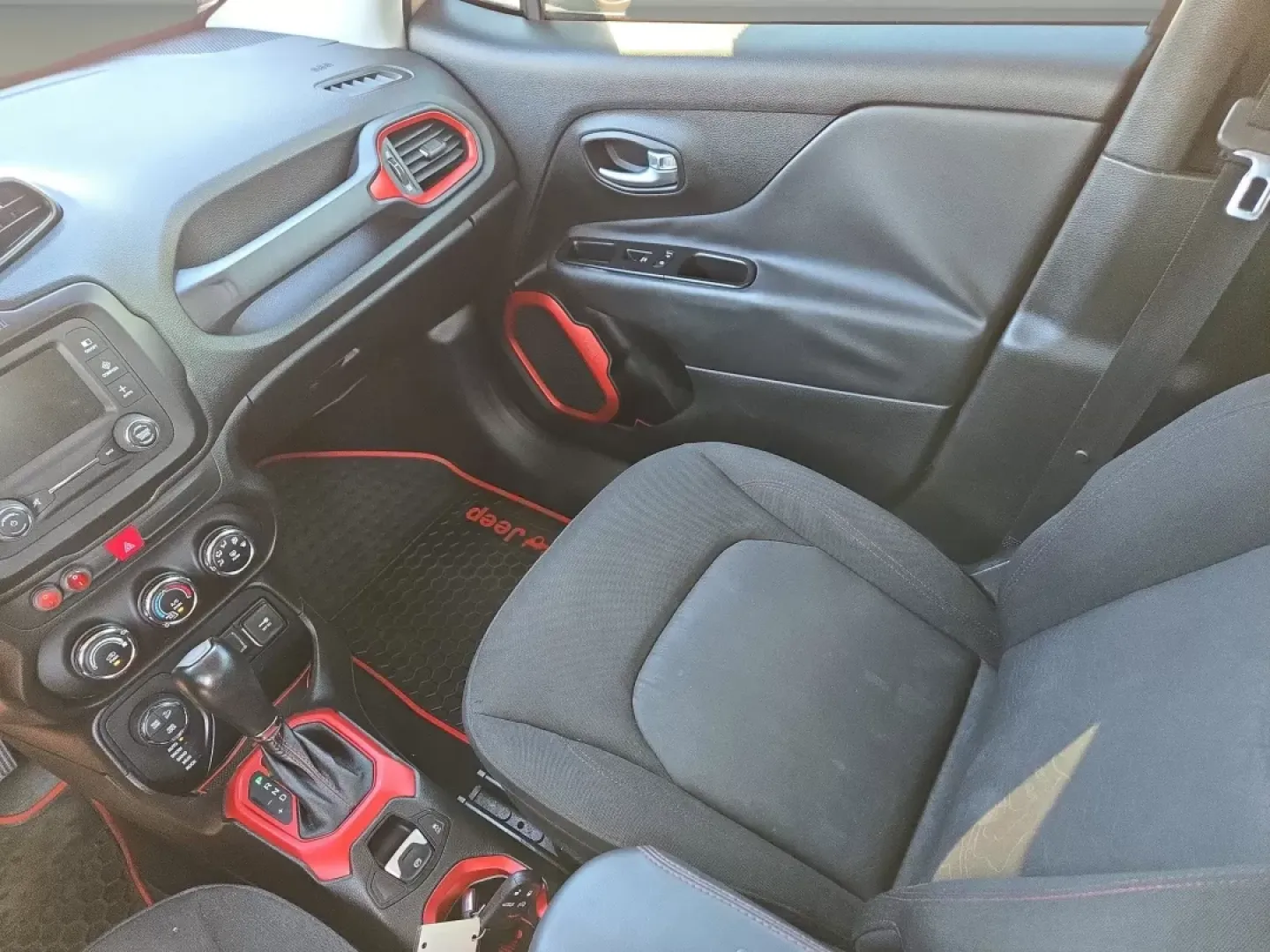 2016 /Black Jeep Renegade Trailhawk (ZACCJBCT2GP) with an Other engine, located at 521 Old Farm Lane Rd, Prattville, AL, 36066, (334) 325-1505, 32.482460, -86.416367 - **Discover the Perfect Adventure Companion: 2016 Jeep Renegade Trailhawk at Gils Auto Prattville**<br /> <br /> Are you ready for your next adventure? The 2016 Jeep Renegade Trailhawk is more than just a vehicle; it's a lifestyle choice designed for those who crave exploration and excitement. Wheth - Photo#5