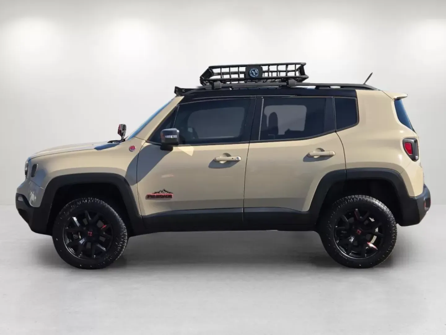 2016 /Black Jeep Renegade Trailhawk (ZACCJBCT2GP) with an Other engine, located at 521 Old Farm Lane Rd, Prattville, AL, 36066, (334) 325-1505, 32.482460, -86.416367 - **Discover the Perfect Adventure Companion: 2016 Jeep Renegade Trailhawk at Gils Auto Prattville**<br /> <br /> Are you ready for your next adventure? The 2016 Jeep Renegade Trailhawk is more than just a vehicle; it's a lifestyle choice designed for those who crave exploration and excitement. Wheth - Photo#16