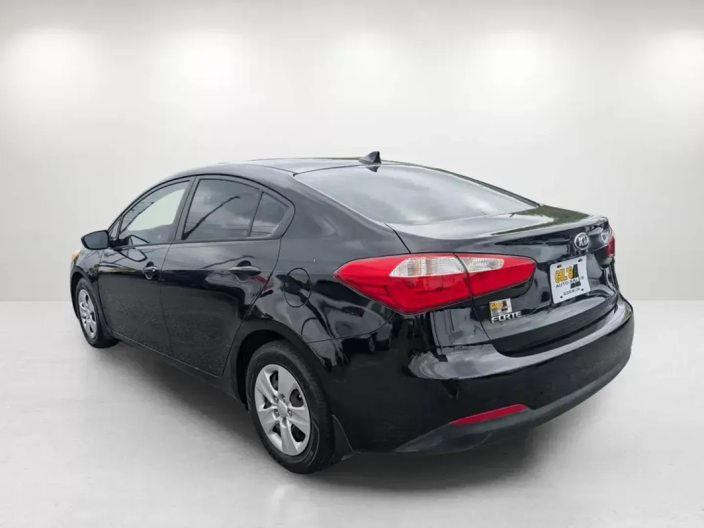 2016 /Black Kia Forte LX (KNAFK4A6XG5) with an Regular Unleaded I-4 1.8 L/110 engine, 6-Speed Automatic w/OD transmission, located at 804 22nd Ave, Phenix City, AL, 36870, (334) 297-1860, 32.484749, -85.024475 - 2016 Kia Forte LX - Photo#6