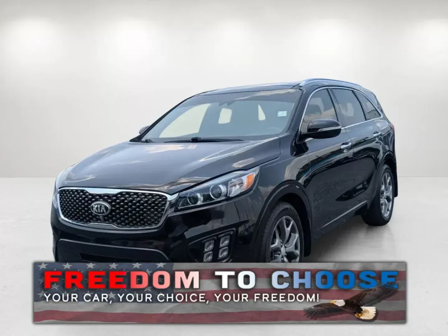 2016 /Satin Black Kia Sorento SXL (5XYPK4A18GG) with an Intercooled Turbo Regular Unleaded I-4 2.0 L/122 engine, 6-Speed Automatic w/OD transmission, located at 804 22nd Ave, Phenix City, AL, 36870, (334) 297-1860, 32.484749, -85.024475 - **Adventure Awaits with the 2016 Kia Sorento SXL - Your Perfect Family SUV!**<br /> <br /> Are you ready for your next family adventure or daily commute in a vehicle that combines style, comfort, and technology? The 2016 Kia Sorento SXL is designed to elevate your driving experience, making it the i - Photo#0