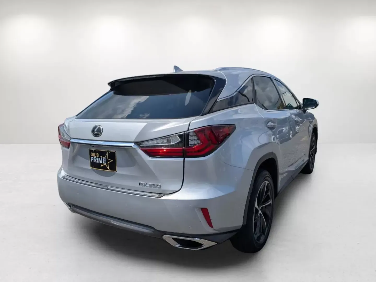 2016 Lexus RX 350 (2T2ZZMCAXGC) with an Other engine, located at 7000 Northlake Connector, Columbus, GA, 31904, (706) 987-8085, 32.524975, -84.978134 - Experience the ultimate in luxury and versatility with the 2016 Lexus RX 350, available now at Gils Auto in Phenix City, AL. This stunning SUV is not just a vehicle-it's a lifestyle upgrade, perfect for families on the go, daily commuters seeking comfort, or adventurous spirits ready to hit the open - Photo#4