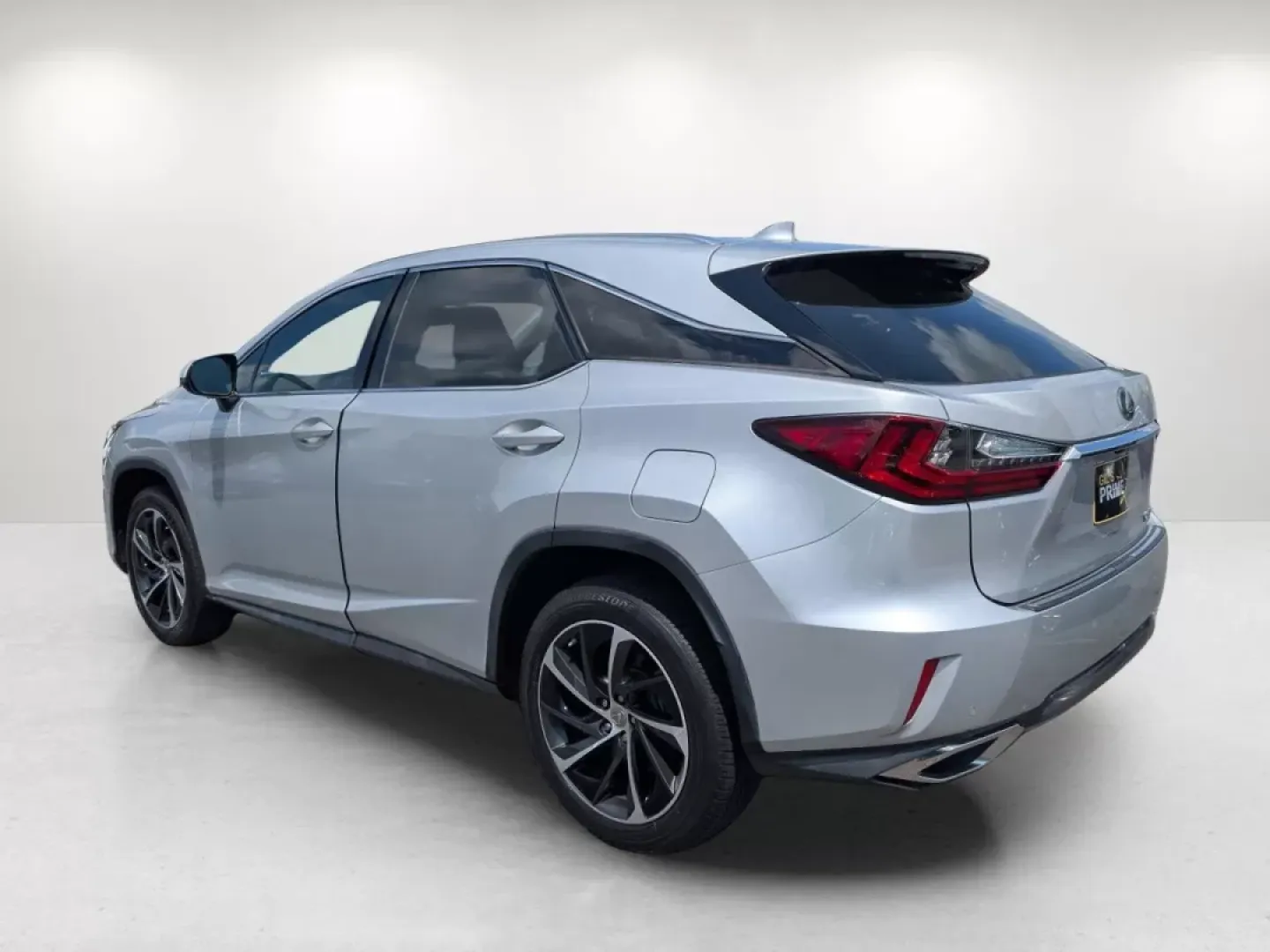 2016 Lexus RX 350 (2T2ZZMCAXGC) with an Other engine, located at 7000 Northlake Connector, Columbus, GA, 31904, (706) 987-8085, 32.524975, -84.978134 - Experience the ultimate in luxury and versatility with the 2016 Lexus RX 350, available now at Gils Auto in Phenix City, AL. This stunning SUV is not just a vehicle-it's a lifestyle upgrade, perfect for families on the go, daily commuters seeking comfort, or adventurous spirits ready to hit the open - Photo#6