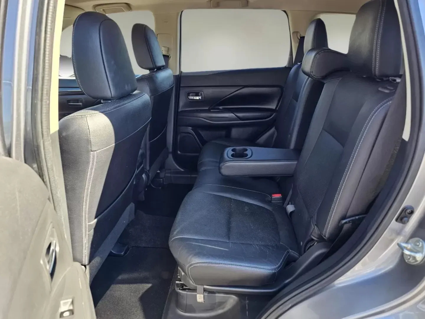 2016 Mitsubishi Outlander SEL (JA4AD3A33GZ) with an Other engine, located at 521 Old Farm Lane Rd, Prattville, AL, 36066, (334) 325-1505, 32.482460, -86.416367 - **Adventure Awaits with the 2016 Mitsubishi Outlander: Your Perfect Family SUV**<br /> <br /> Are you searching for the ideal vehicle to complement your family adventures or weekend getaways? Look no further than the 2016 Mitsubishi Outlander, available now at Gils Auto in Prattville, AL! This spaci - Photo#15