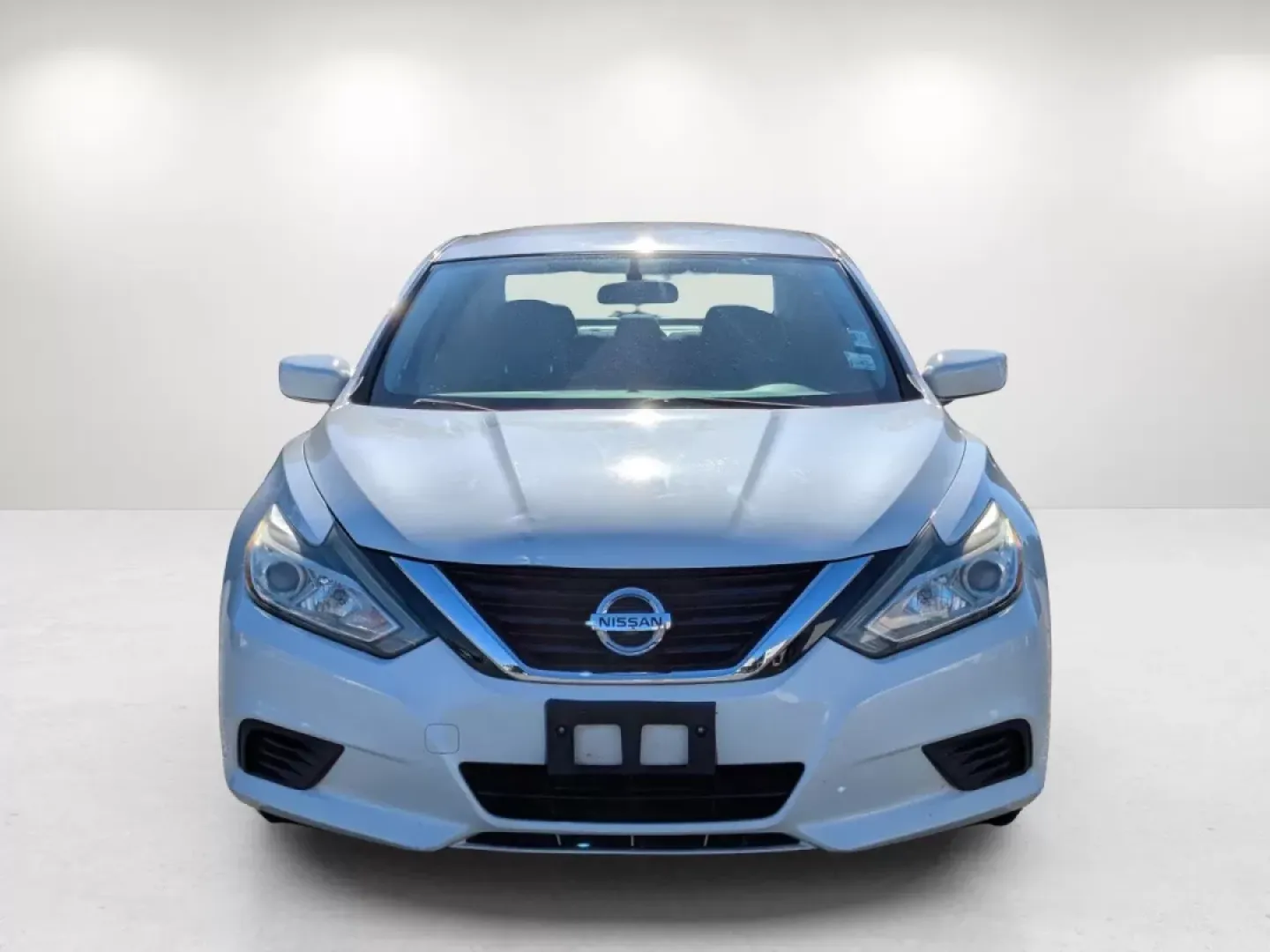 2016 /Charcoal Nissan Altima 2.5 S (1N4AL3AP0GN) with an Other engine, located at 3959 U.S. 80 W, Phenix City, AL, 36870, (334) 297-4885, 32.469296, -85.135185 - Are you ready to upgrade your daily commute or take the family on unforgettable road trips? Look no further than this stunning 2016 Nissan Altima 2.5 S, now available at Gils Auto in Phenix City, AL! This sleek sedan is perfect for budget-conscious buyers seeking both style and reliability. With a s - Photo#2