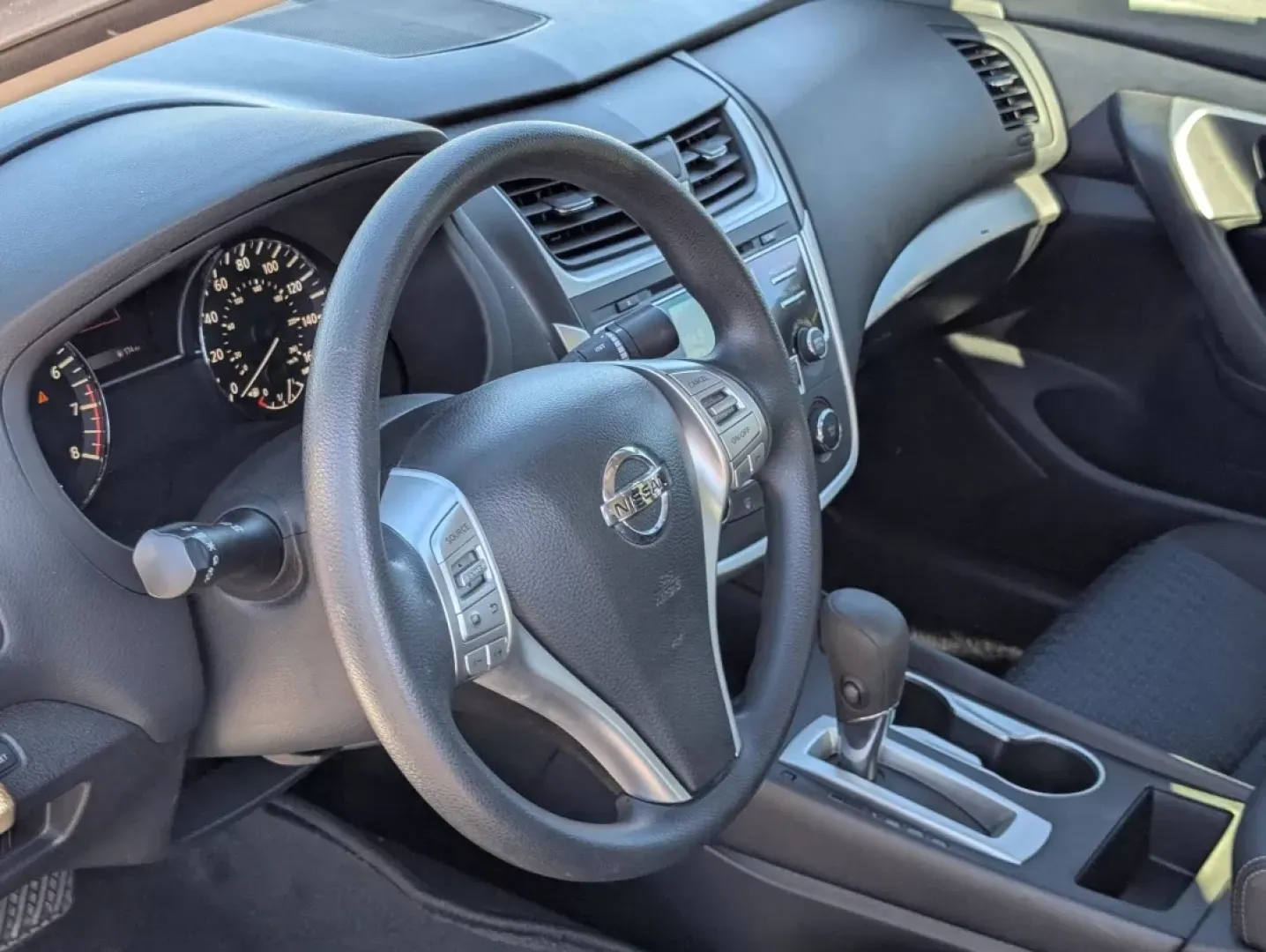 2016 /Charcoal Nissan Altima 2.5 S (1N4AL3AP0GN) with an Other engine, located at 3959 U.S. 80 W, Phenix City, AL, 36870, (334) 297-4885, 32.469296, -85.135185 - Are you ready to upgrade your daily commute or take the family on unforgettable road trips? Look no further than this stunning 2016 Nissan Altima 2.5 S, now available at Gils Auto in Phenix City, AL! This sleek sedan is perfect for budget-conscious buyers seeking both style and reliability. With a s - Photo#9