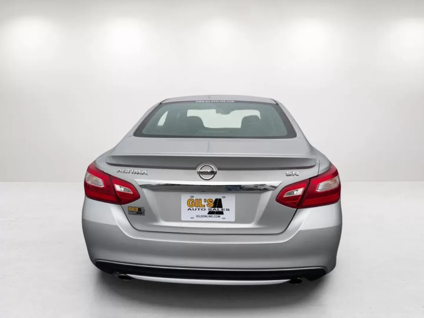 2016 /Charcoal Nissan Altima 2.5 SR (1N4AL3AP2GC) with an Other engine, located at 804 22nd Ave, Phenix City, AL, 36870, (334) 297-1860, 32.484749, -85.024475 - **Cruise in Style with the 2016 Nissan Altima 2.5 SR: Perfect for Your Daily Commute and Weekend Getaways!**<br /> <br /> Are you searching for a vehicle that effortlessly blends style, comfort, and efficiency? Look no further than this sleek 2016 Nissan Altima 2.5 SR, available now at Gils Auto in - Photo#5