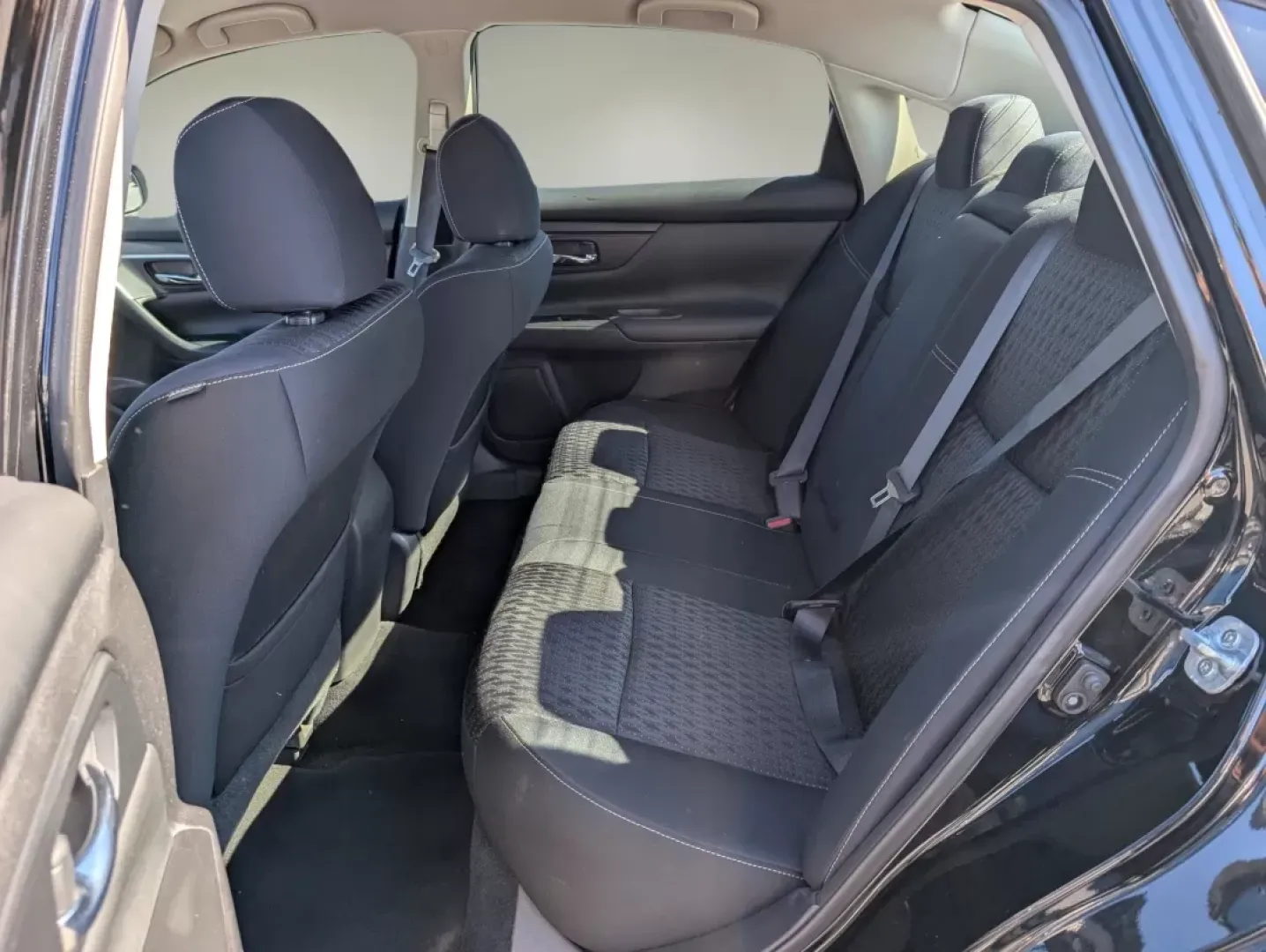 2016 /Charcoal Nissan Altima 2.5 S (1N4AL3AP3GC) with an Other engine, located at 5115 14th Ave., Columbus, GA, 31904, (706) 323-0345, 32.511494, -84.971046 - Experience a new level of driving with the 2016 Nissan Altima 2.5 S, a blend of style, reliability, and comfort-ideal for both daily commutes and weekend getaways. Whether you're a growing family navigating the bustling streets of Phenix City or a budget-conscious buyer searching for low down paymen - Photo#9