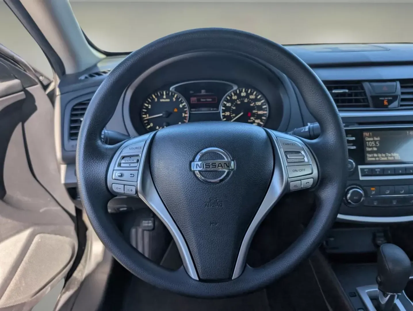 2016 /Charcoal Nissan Altima 2.5 S (1N4AL3AP3GC) with an Other engine, located at 5115 14th Ave., Columbus, GA, 31904, (706) 323-0345, 32.511494, -84.971046 - Experience a new level of driving with the 2016 Nissan Altima 2.5 S, a blend of style, reliability, and comfort-ideal for both daily commutes and weekend getaways. Whether you're a growing family navigating the bustling streets of Phenix City or a budget-conscious buyer searching for low down paymen - Photo#15