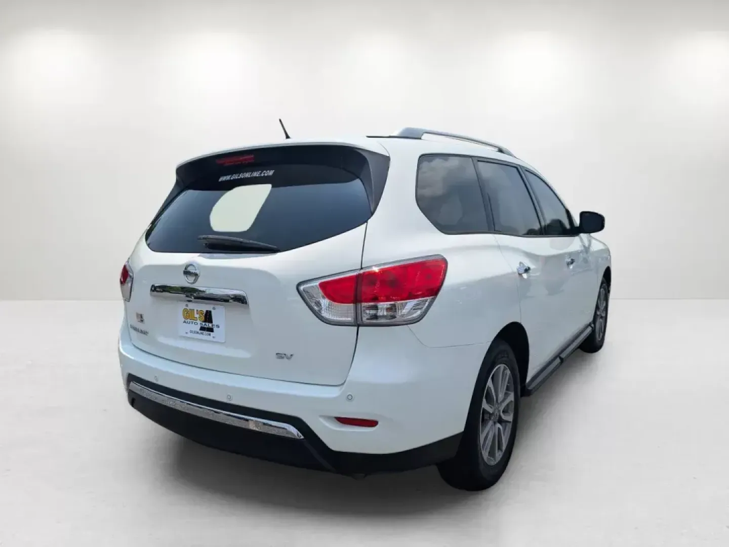2016 Nissan Pathfinder SV (5N1AR2MN4GC) with an Regular Unleaded V-6 3.5 L/213 engine, 1-Speed CVT w/OD transmission, located at 804 22nd Ave, Phenix City, AL, 36870, (334) 297-1860, 32.484749, -85.024475 - **Discover Your Perfect Adventure Companion: 2016 Nissan Pathfinder SV at Gils Auto - Phenix City #2**<br /> <br /> Are you ready to elevate your family's adventures or simplify your daily commute? The 2016 Nissan Pathfinder SV, available at Gils Auto - Phenix City #2, is not just a vehicle; it's yo - Photo#4