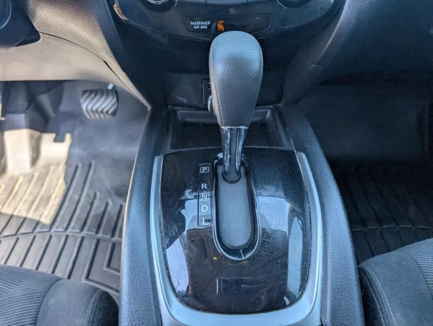 2016 /Charcoal Nissan Rogue SV (KNMAT2MV2GP) with an Other engine, located at 521 Old Farm Lane Rd, Prattville, AL, 36066, (334) 325-1505, 32.482460, -86.416367 - **Unleash Your Adventurous Spirit with the 2016 Nissan Rogue SV AWD at Gils Auto - Phenix City!**<br /> <br /> If you're looking for a versatile SUV that perfectly balances comfort and performance for your active lifestyle, the 2016 Nissan Rogue SV AWD is your ideal match! Whether you're navigating - Photo#12