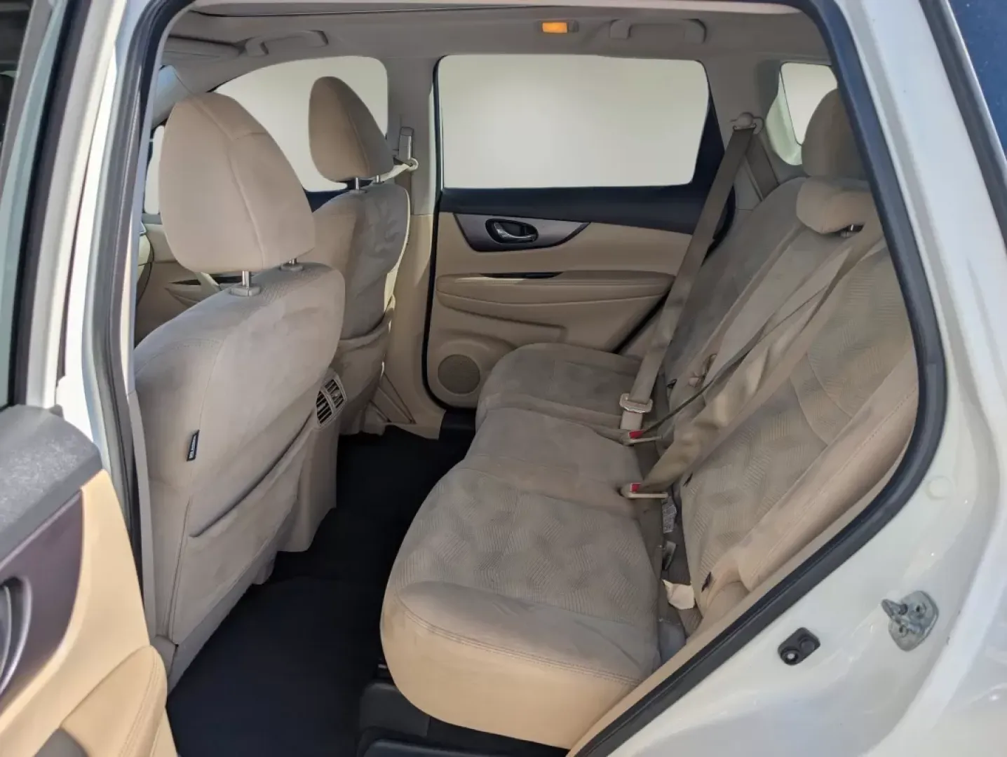 2016 /Almond Nissan Rogue SV (5N1AT2MT5GC) with an Other engine, located at 1430 Gateway Drive, Opelika, AL, 36801, (334) 239-0944, 32.637871, -85.409790 - Discover the ultimate blend of comfort, style, and reliability with this **2016 Nissan Rogue SV**, an ideal choice for families, daily commuters, or anyone seeking adventure on the go. This versatile SUV, available at **Gils Auto**, located at **3959 U.S. 80 W, Phenix City, AL 36870**, is designed t - Photo#10