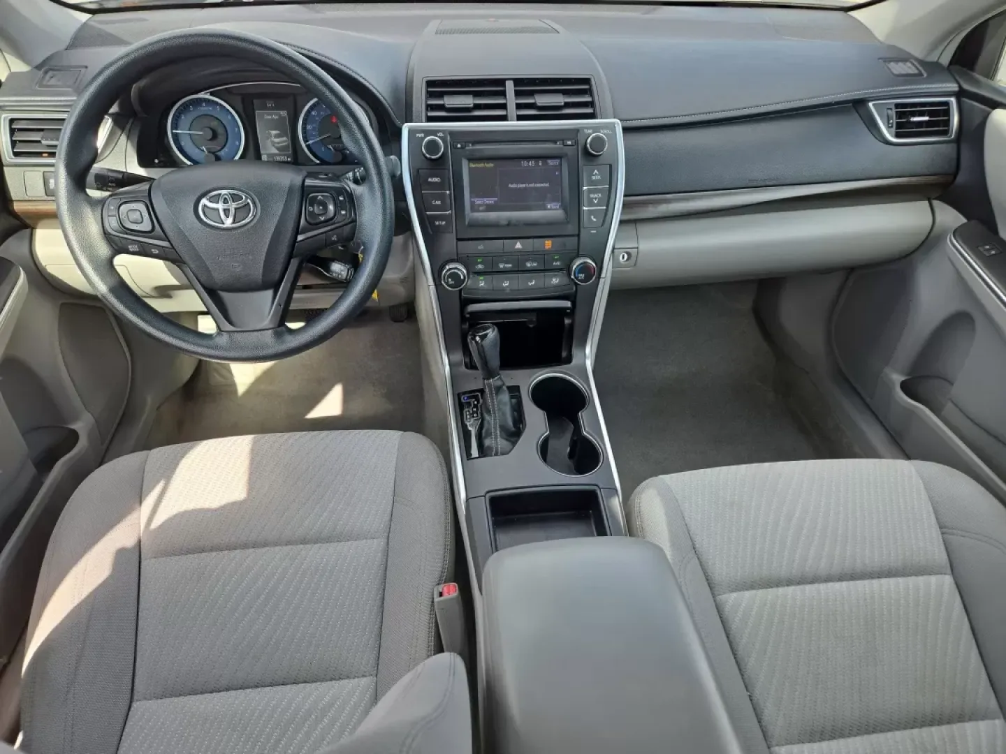 2016 Toyota Camry (4T4BF1FK0GR) with an Other engine, located at 521 Old Farm Lane Rd, Prattville, AL, 36066, (334) 325-1505, 32.482460, -86.416367 - **Discover Your Next Adventure with the 2016 Toyota Camry at Gils Auto - Prattville!**<br /> <br /> Are you in the market for a reliable, stylish sedan that seamlessly fits into your busy lifestyle? Look no further than this stunning 2016 Toyota Camry, now available at Gils Auto, located at 521 Old - Photo#14