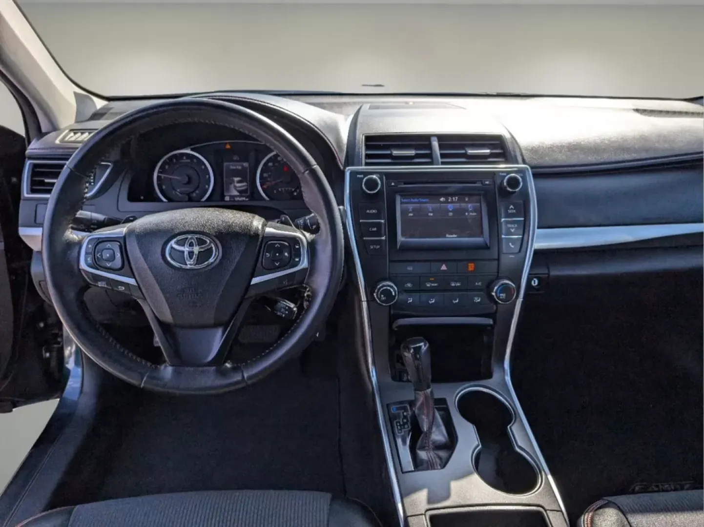 2016 Toyota Camry SE (4T1BF1FK7GU) with an Other engine, located at 804 22nd Ave, Phenix City, AL, 36870, (334) 297-1860, 32.484749, -85.024475 - ### Elevate Your Daily Commute with the 2016 Toyota Camry SE from Gils Auto!<br /> <br /> Are you ready to transform your daily commute or weekend outings? The 2016 Toyota Camry SE is the perfect blend of comfort, efficiency, and style, making it an ideal choice for budget-conscious buyers and growi - Photo#11