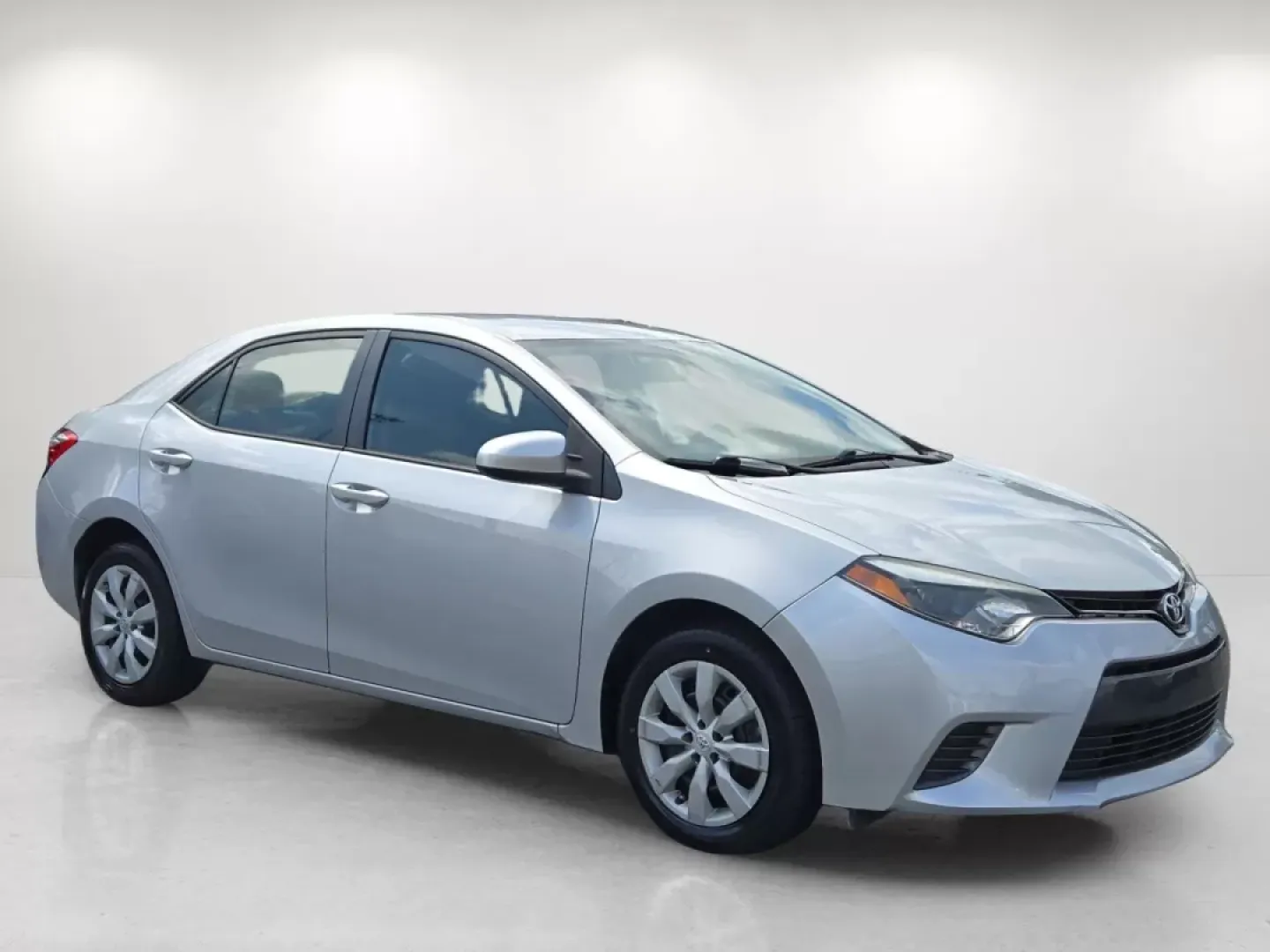 2016 Toyota Corolla (2T1BURHE3GC) with an Other engine, located at 7000 Northlake Connector, Columbus, GA, 31904, (706) 987-8085, 32.524975, -84.978134 - If you're searching for a reliable and budget-friendly vehicle for your daily commutes or weekend adventures, look no further than this 2016 Toyota Corolla, now available at Gils Auto in Phenix City, AL. With a sleek silver exterior and impressive features, this sedan is not just a mode of transport - Photo#2