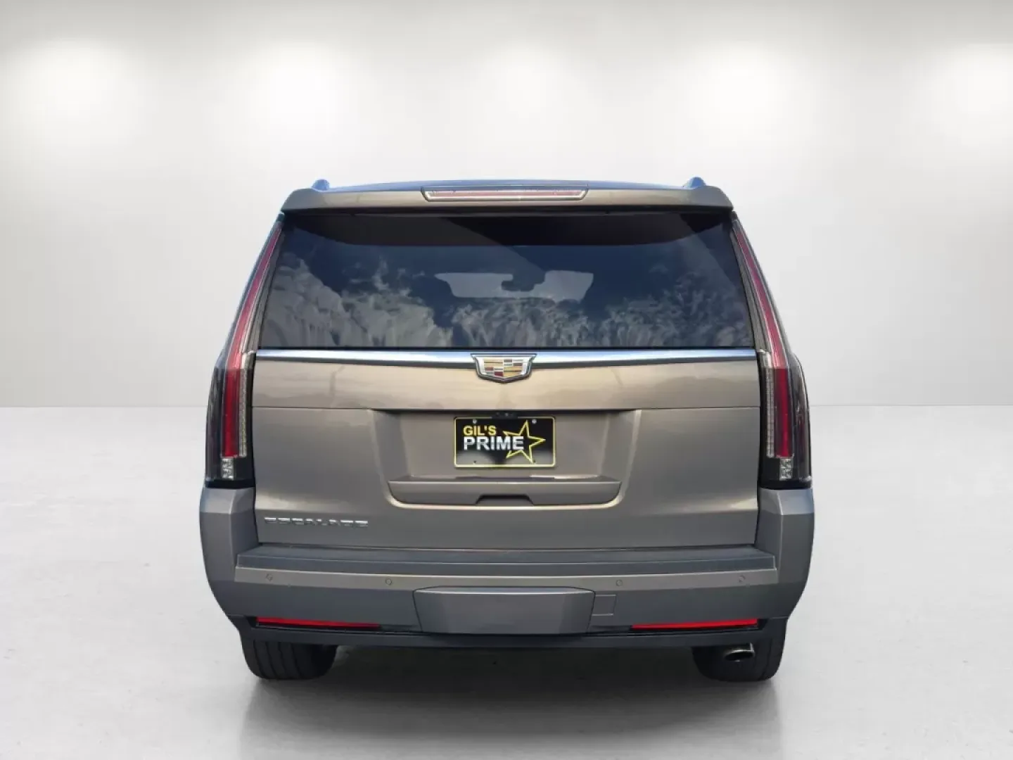 2017 /Shale with Cocoa Accents Cadillac Escalade Premium Luxury (1GYS3CKJ9HR) with an Other engine, located at 3959 U.S. 80 W, Phenix City, AL, 36870, (334) 297-4885, 32.469296, -85.135185 - Unleash your adventurous spirit with the stunning 2017 Cadillac Escalade Premium Luxury, now available at Gils Auto in Phenix City, AL. This SUV is not just a mode of transportation; it's a lifestyle choice perfect for families, weekend warriors, and those who appreciate the finer things in life. Wh - Photo#7