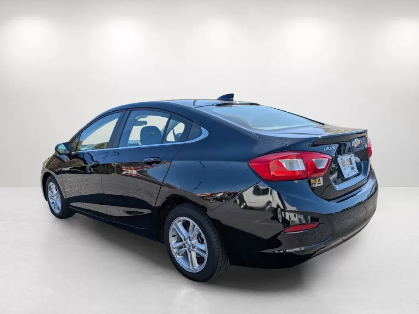 2017 /Jet Black Chevrolet Cruze LT (1G1BE5SM1H7) with an Other engine, located at 804 22nd Ave, Phenix City, AL, 36870, (334) 297-1860, 32.484749, -85.024475 - **Elevate Your Commute with the 2017 Chevrolet Cruze LT at Gils Auto, Phenix City!**<br /> <br /> Imagine transforming your daily commute into a comfortable and stylish journey. Whether you're navigating through the bustling streets of Phenix City or heading out for a weekend adventure, the 2017 Che - Photo#6