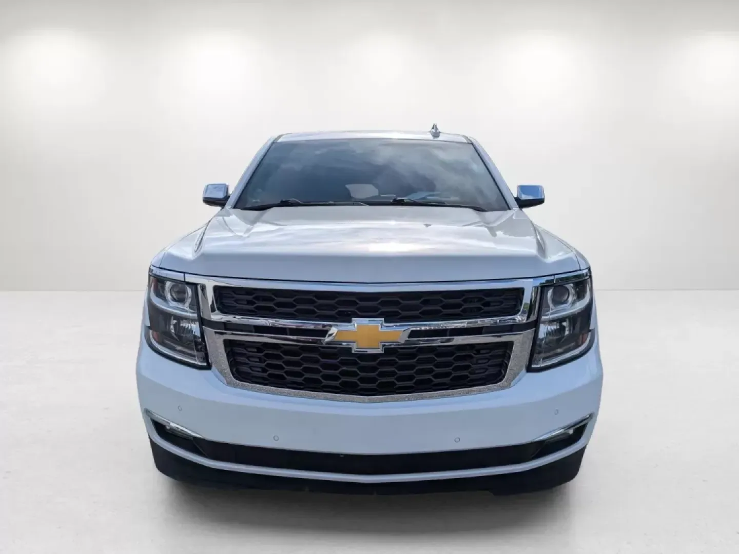 2017 /Jet Black Chevrolet Suburban Premier (1GNSCJKC5HR) with an Other engine, located at 1430 Gateway Drive, Opelika, AL, 36801, (334) 239-0944, 32.637871, -85.409790 - **Discover the Ultimate Family Adventure with the 2017 Chevrolet Suburban Premier at Gils Auto - Prattville!**<br /> <br /> Are you ready to elevate your family's road trips and weekend adventures? Look no further than this stunning 2017 Chevrolet Suburban Premier, designed for those who appreciate - Photo#1