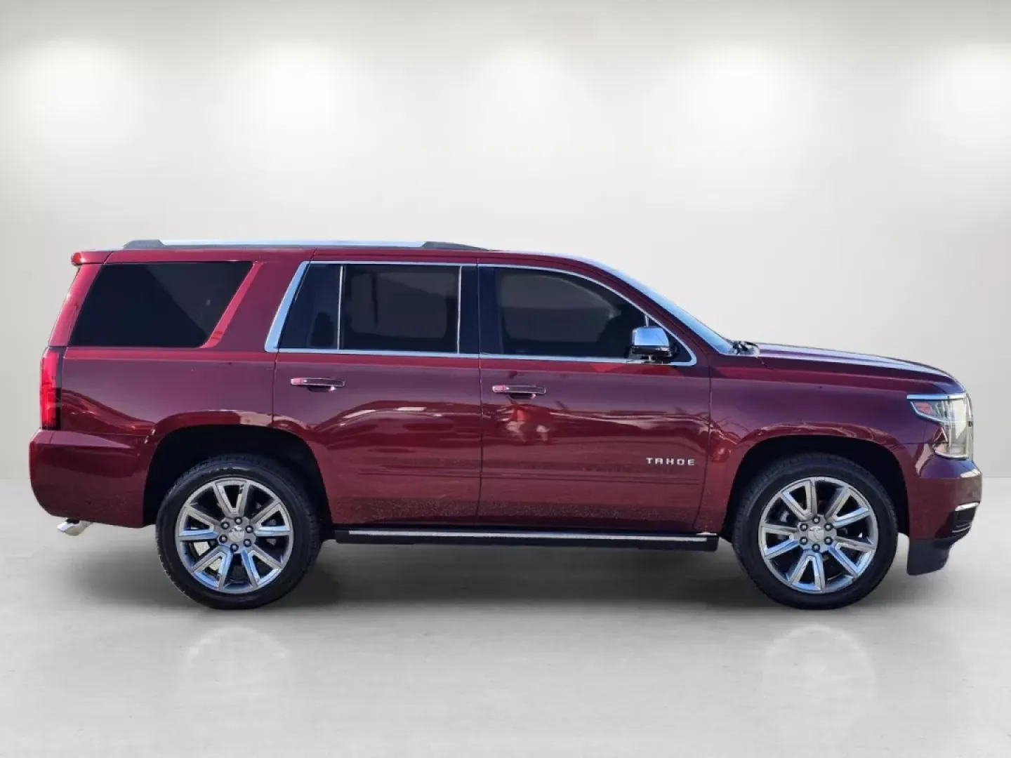 2017 /Cocoa/Dune Chevrolet Tahoe Premier (1GNSCCKC4HR) with an Other engine, located at 7000 Northlake Connector, Columbus, GA, 31904, (706) 987-8085, 32.524975, -84.978134 - Experience the ultimate blend of luxury, power, and versatility with this stunning 2017 Chevrolet Tahoe Premier, available now at Gils Auto in Phenix City, AL. Perfect for families, weekend adventurers, or those with long commutes, this SUV offers unparalleled comfort and advanced technology feature - Photo#3