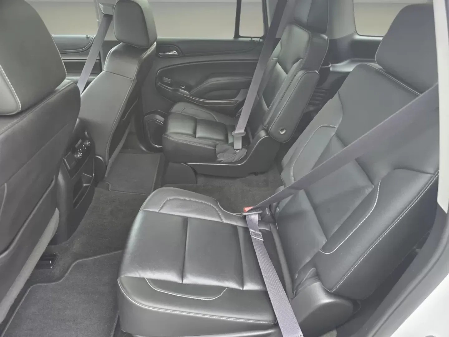 2017 /Jet Black Chevrolet Tahoe LT (1GNSCBKCXHR) with an Other engine, located at 804 22nd Ave, Phenix City, AL, 36870, (334) 297-1860, 32.484749, -85.024475 - **Elevate Your Family Adventures with the 2017 Chevrolet Tahoe LT!**<br /> <br /> Are you ready to elevate your family adventures? The 2017 Chevrolet Tahoe LT is the perfect blend of style, comfort, and capability, making it an ideal choice for families and weekend explorers alike. With ample space, - Photo#13