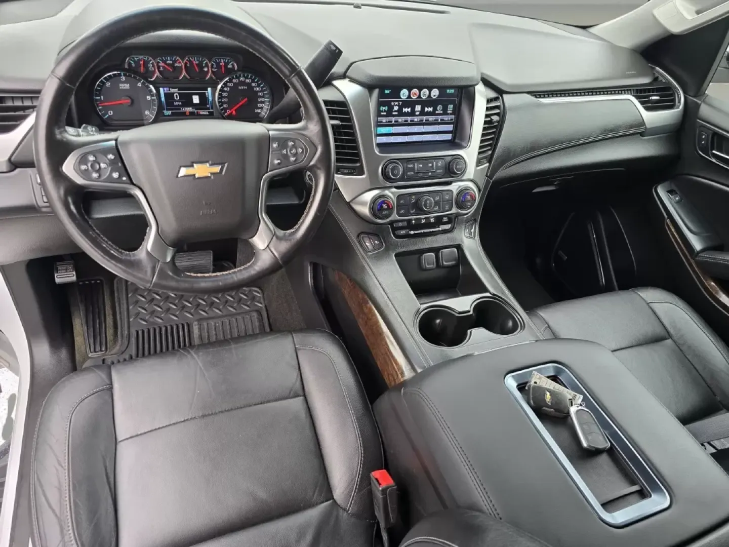 2017 /Jet Black Chevrolet Tahoe LT (1GNSCBKCXHR) with an Other engine, located at 804 22nd Ave, Phenix City, AL, 36870, (334) 297-1860, 32.484749, -85.024475 - **Elevate Your Family Adventures with the 2017 Chevrolet Tahoe LT!**<br /> <br /> Are you ready to elevate your family adventures? The 2017 Chevrolet Tahoe LT is the perfect blend of style, comfort, and capability, making it an ideal choice for families and weekend explorers alike. With ample space, - Photo#15