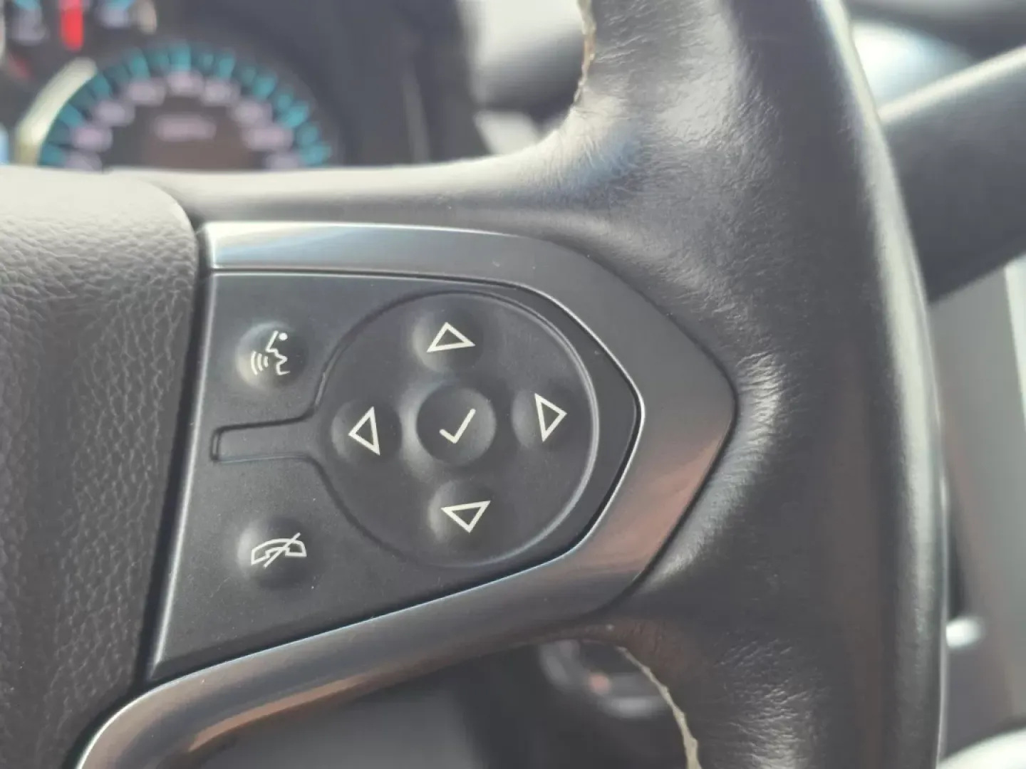 2017 /Jet Black Chevrolet Tahoe LT (1GNSCBKCXHR) with an Other engine, located at 804 22nd Ave, Phenix City, AL, 36870, (334) 297-1860, 32.484749, -85.024475 - **Elevate Your Family Adventures with the 2017 Chevrolet Tahoe LT!**<br /> <br /> Are you ready to elevate your family adventures? The 2017 Chevrolet Tahoe LT is the perfect blend of style, comfort, and capability, making it an ideal choice for families and weekend explorers alike. With ample space, - Photo#21