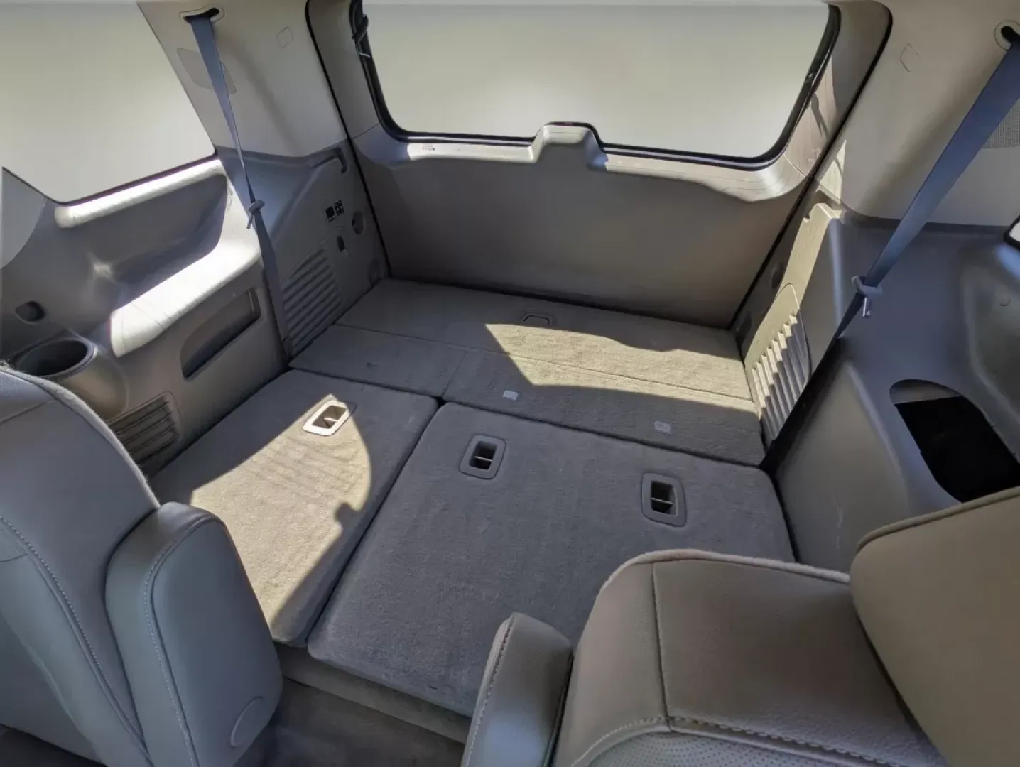 2017 /Cocoa/Dune Chevrolet Tahoe Premier (1GNSCCKC7HR) with an Other engine, located at 804 22nd Ave, Phenix City, AL, 36870, (334) 297-1860, 32.484749, -85.024475 - Are you in the market for a versatile and spacious SUV that can keep up with your active lifestyle? Look no further than this stunning 2017 Chevrolet Tahoe Premier, available now at Gils Auto in Phenix City, AL. Perfect for growing families, adventurers, or anyone who needs a reliable vehicle for lo - Photo#11