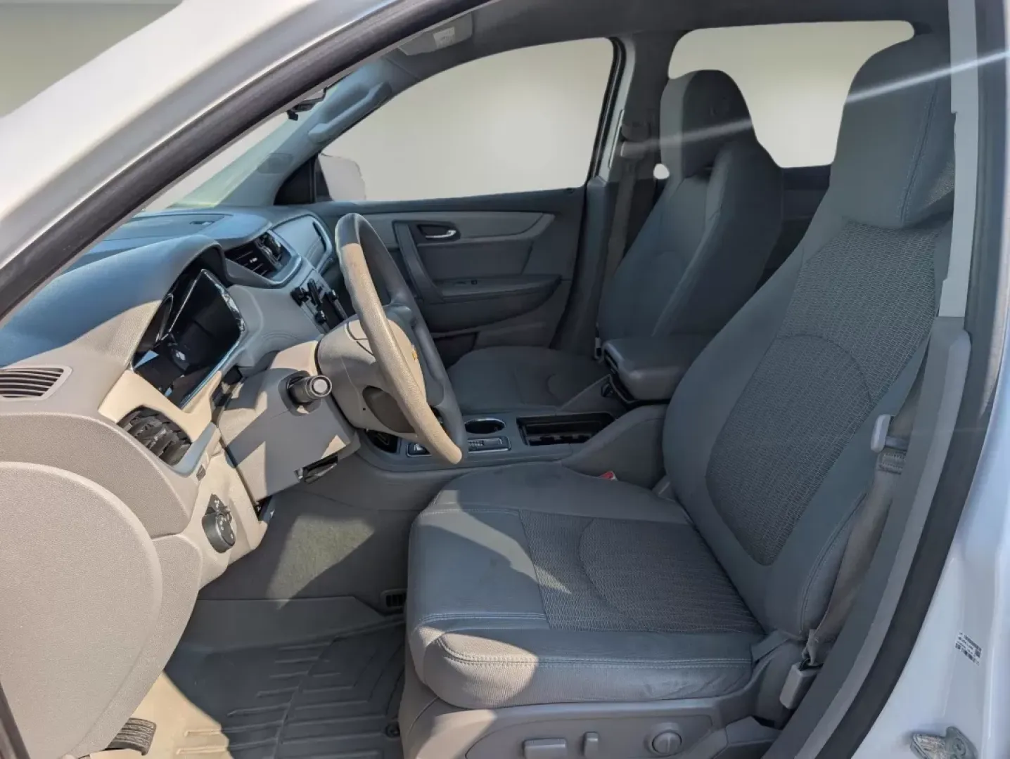 2017 /Dark Titanium/Light Titanium Chevrolet Traverse LS (1GNKRFKD3HJ) with an Other engine, located at 3959 U.S. 80 W, Phenix City, AL, 36870, (334) 297-4885, 32.469296, -85.135185 - Discover the ultimate family adventure vehicle at Gils Auto in Phenix City, AL! This 2017 Chevrolet Traverse LS is designed for those who value space, comfort, and reliability, making it an ideal choice for growing families or anyone who enjoys weekend getaways. With its roomy interior and robust fe - Photo#10