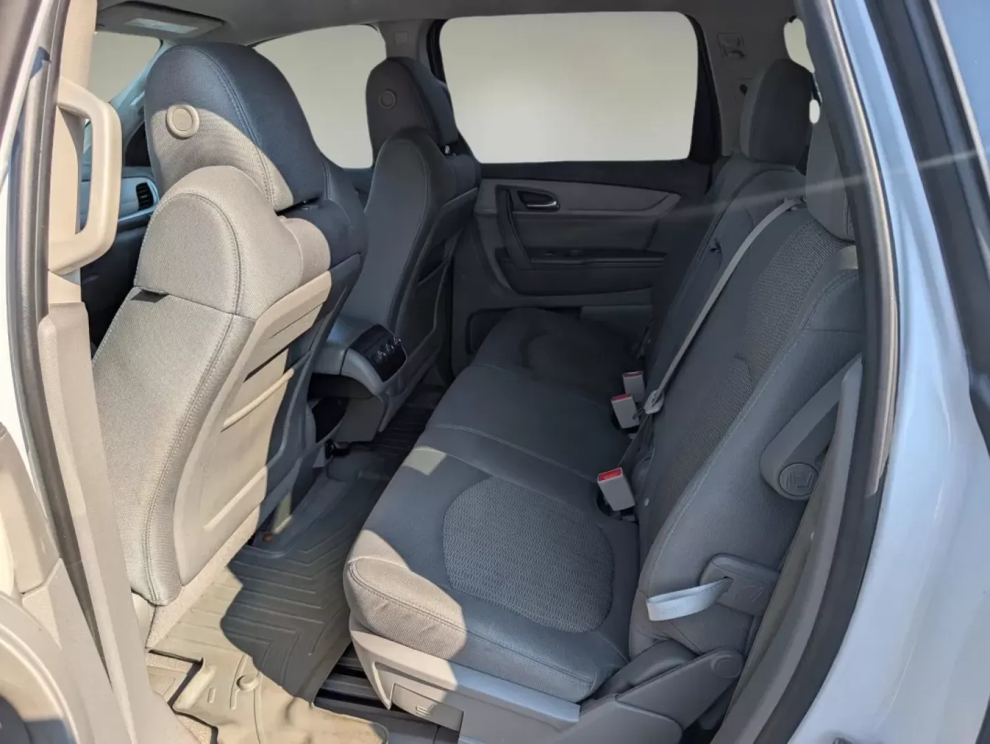 2017 /Dark Titanium/Light Titanium Chevrolet Traverse LS (1GNKRFKD3HJ) with an Other engine, located at 3959 U.S. 80 W, Phenix City, AL, 36870, (334) 297-4885, 32.469296, -85.135185 - Discover the ultimate family adventure vehicle at Gils Auto in Phenix City, AL! This 2017 Chevrolet Traverse LS is designed for those who value space, comfort, and reliability, making it an ideal choice for growing families or anyone who enjoys weekend getaways. With its roomy interior and robust fe - Photo#11