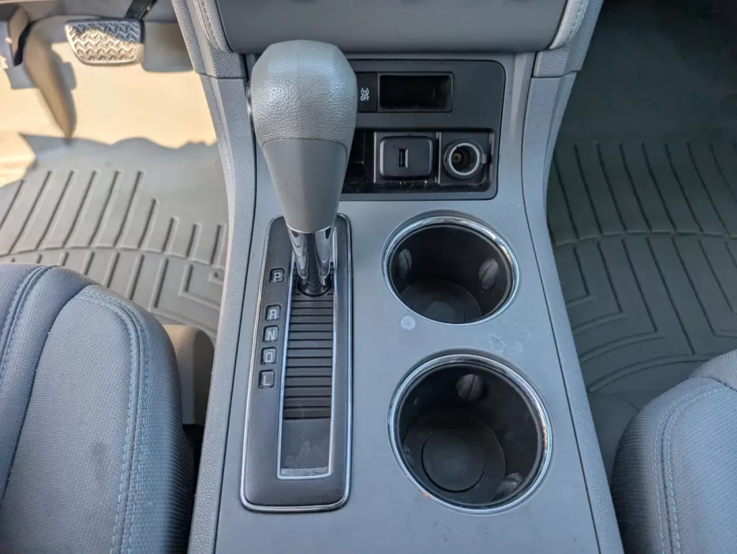 2017 /Dark Titanium/Light Titanium Chevrolet Traverse LS (1GNKRFKD3HJ) with an Other engine, located at 3959 U.S. 80 W, Phenix City, AL, 36870, (334) 297-4885, 32.469296, -85.135185 - Discover the ultimate family adventure vehicle at Gils Auto in Phenix City, AL! This 2017 Chevrolet Traverse LS is designed for those who value space, comfort, and reliability, making it an ideal choice for growing families or anyone who enjoys weekend getaways. With its roomy interior and robust fe - Photo#13