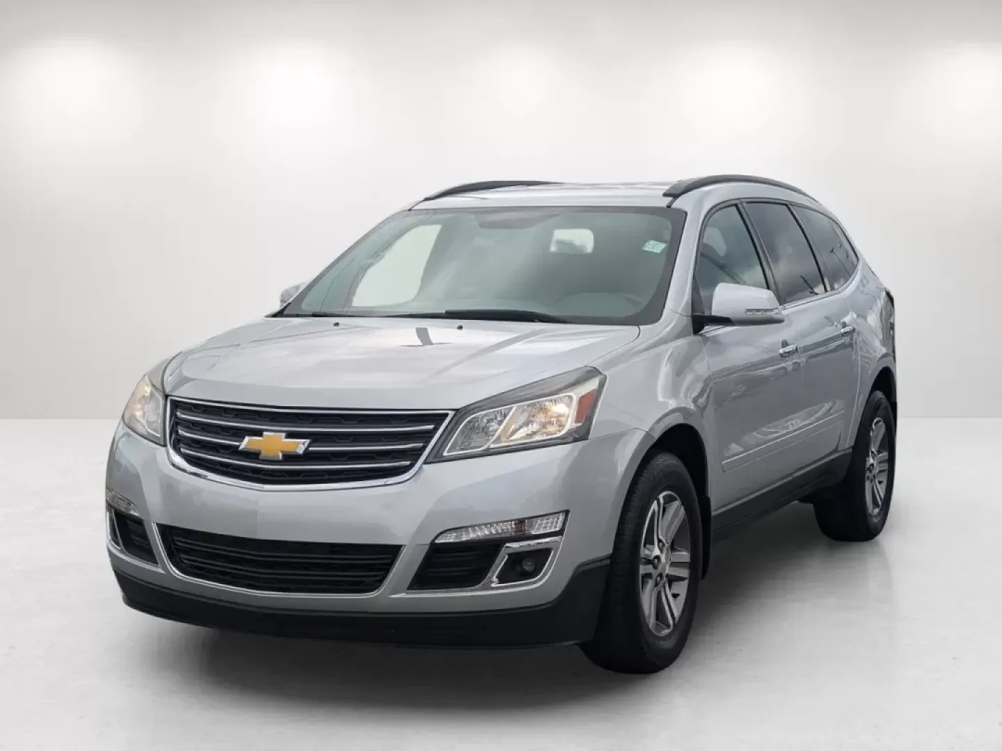 2017 /Dark Titanium/Light Titanium Chevrolet Traverse LT (1GNKRHKD0HJ) with an Other engine, located at 804 22nd Ave, Phenix City, AL, 36870, (334) 297-1860, 32.484749, -85.024475 - **Discover Your Next Adventure with the 2017 Chevrolet Traverse LT at Gils Auto!**<br /> <br /> Are you in search of a reliable SUV that can cater to your family's needs, embark on weekend getaways, or simply provide a comfortable ride for your daily commute? Look no further! The 2017 Chevrolet Trav - Photo#0