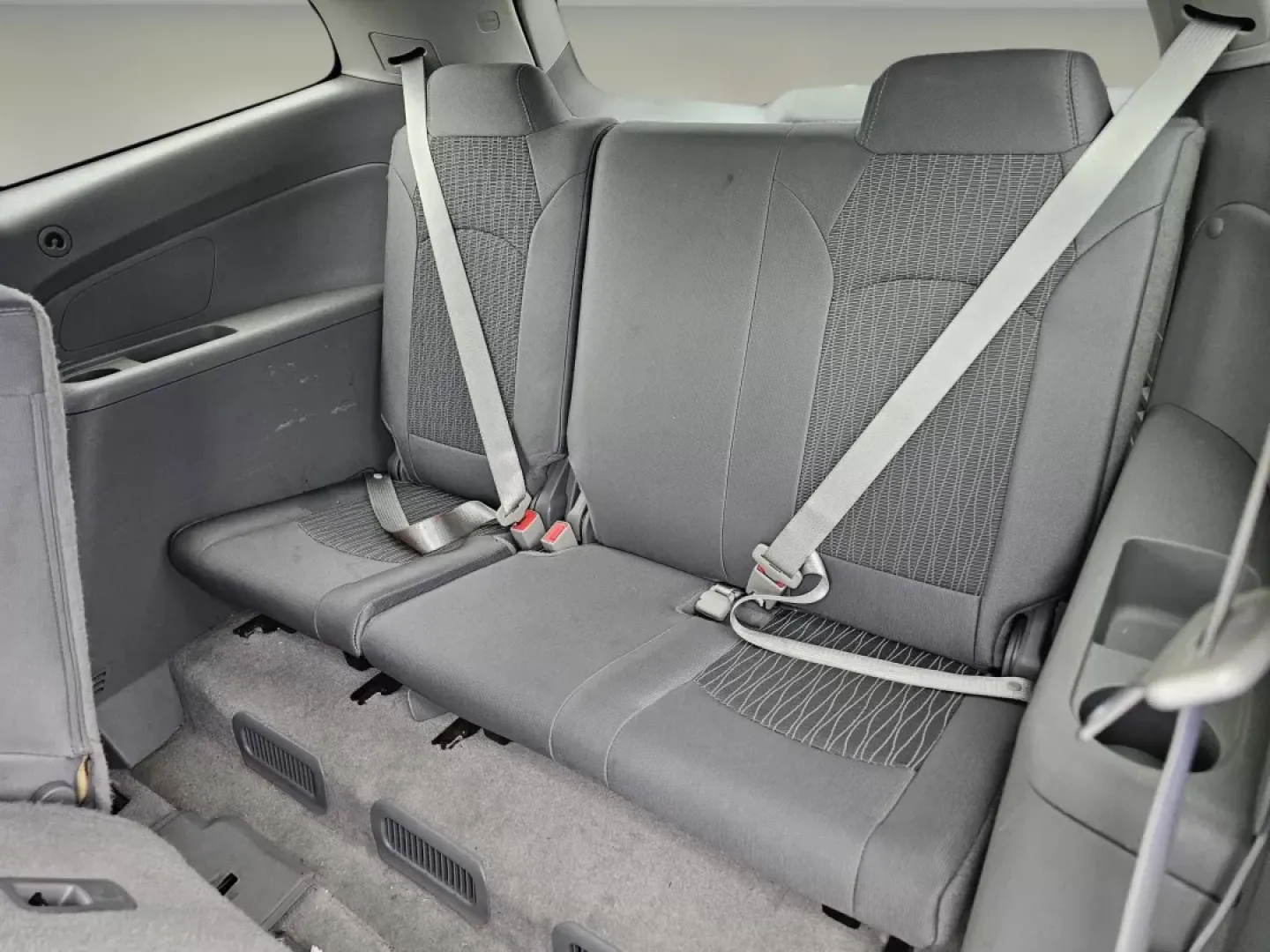 2017 /Dark Titanium/Light Titanium Chevrolet Traverse LS (1GNKRFKD4HJ) with an Other engine, located at 7000 Northlake Connector, Columbus, GA, 31904, (706) 987-8085, 32.524975, -84.978134 - **Explore the Open Road with the 2017 Chevrolet Traverse LS-Your Family's Perfect Companion!**<br /> <br /> Are you ready to elevate your family adventures? The 2017 Chevrolet Traverse LS is not just a vehicle; it's a lifestyle statement ideal for growing families and weekend explorers. With ample s - Photo#14