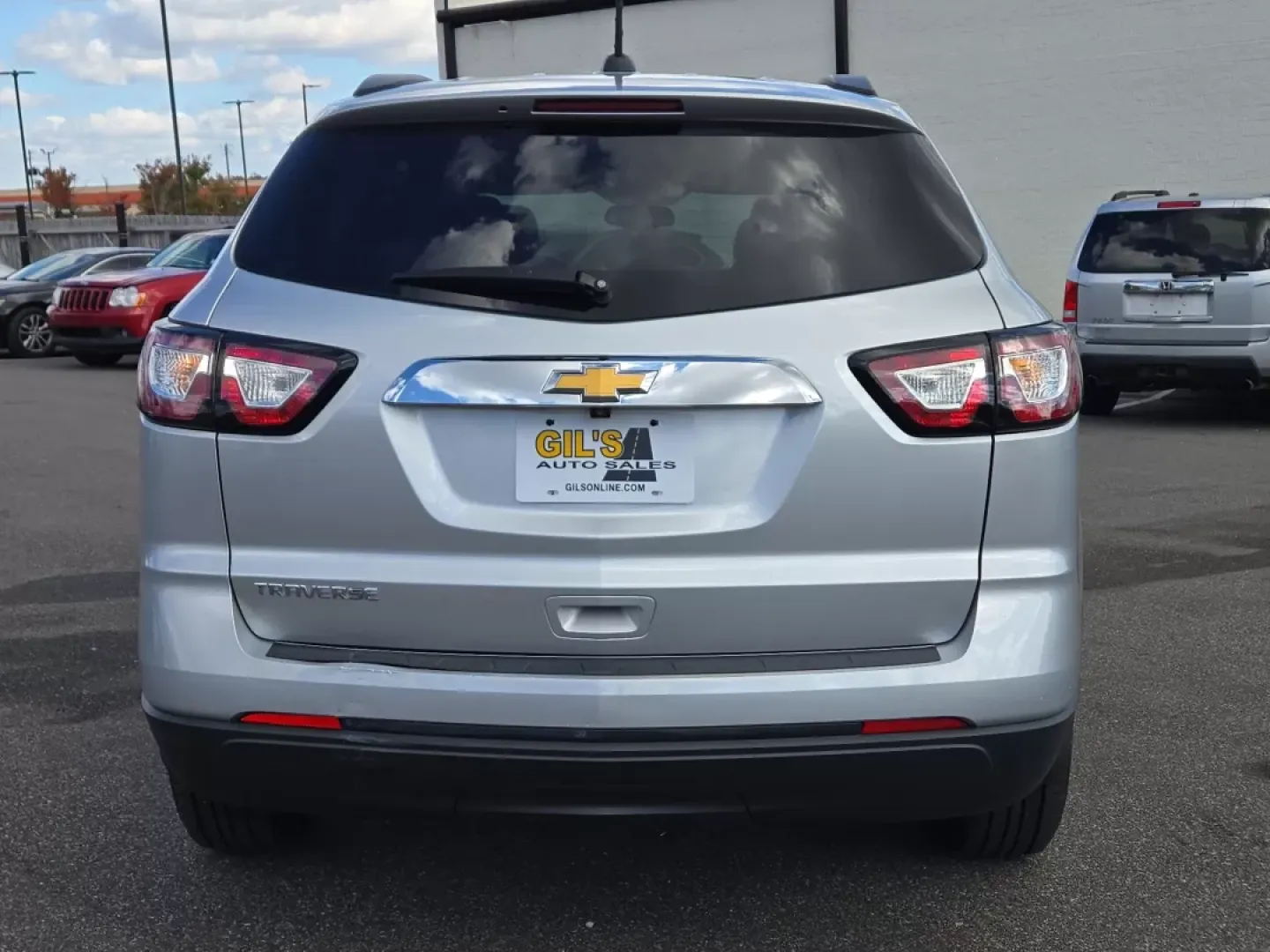 2017 /Dark Titanium/Light Titanium Chevrolet Traverse LS (1GNKRFED6HJ) with an Other engine, located at 521 Old Farm Lane Rd, Prattville, AL, 36066, (334) 325-1505, 32.482460, -86.416367 - 2017 Chevrolet Traverse LS - Photo#6