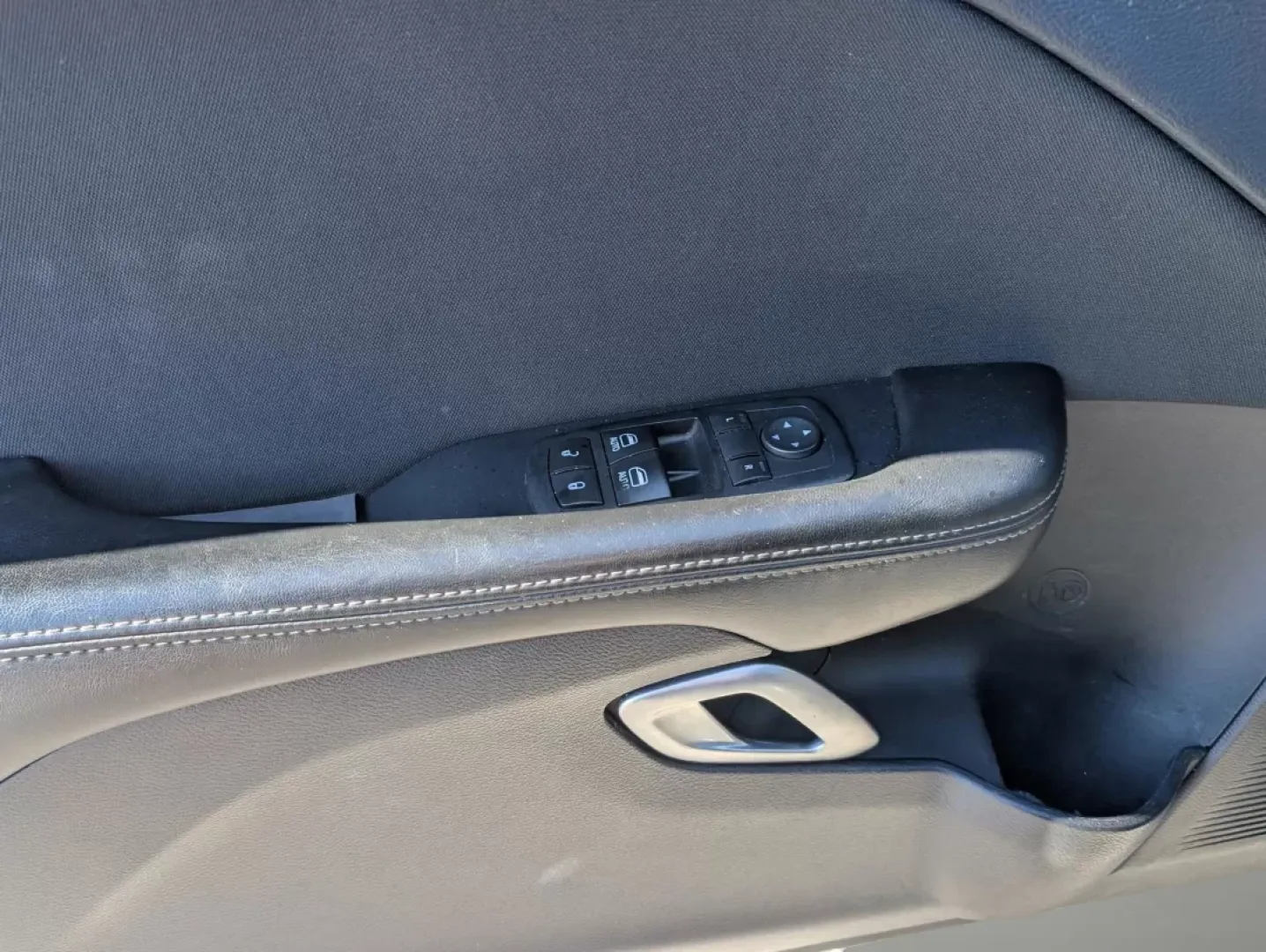 2017 /Black Dodge Challenger SXT (2C3CDZAG4HH) with an Other engine, located at 7000 Northlake Connector, Columbus, GA, 31904, (706) 987-8085, 32.524975, -84.978134 - Are you ready to elevate your driving experience? Whether you're tearing up the streets or cruising with friends on the weekend, the 2017 Dodge Challenger SXT is designed for those who crave both style and performance. Perfect for anyone looking to make a statement on the road, this coupe combines s - Photo#8