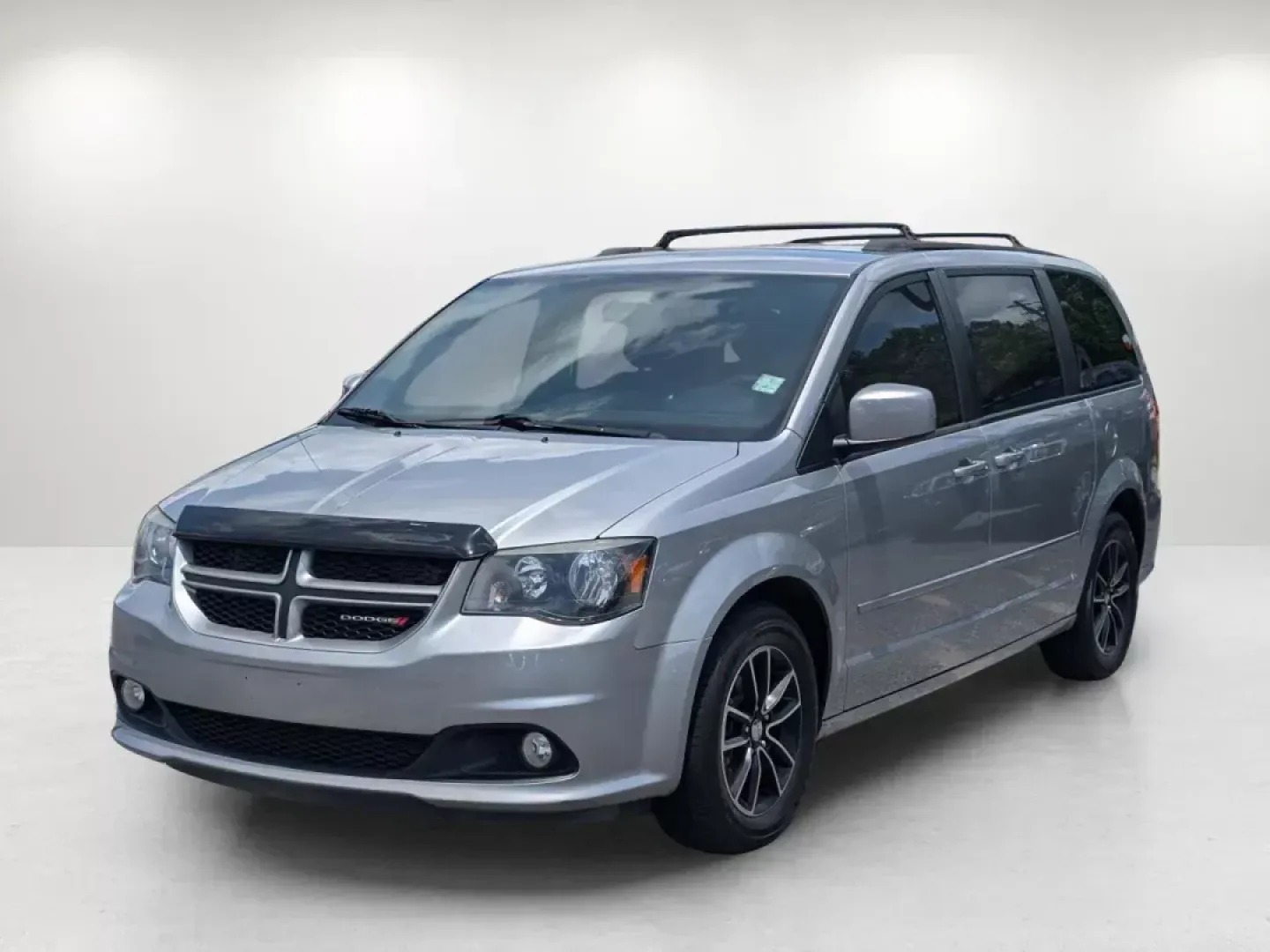 2017 /Black Dodge Grand Caravan GT (2C4RDGEG0HR) with an Regular Unleaded V-6 3.6 L/220 engine, 6-Speed Multi-Speed Automatic w/OD transmission, located at 3959 U.S. 80 W, Phenix City, AL, 36870, (334) 297-4885, 32.469296, -85.135185 - ### Experience Family Adventures in the 2017 Dodge Grand Caravan GT at Gils Auto - Phenix City<br /> <br /> Looking for the perfect vehicle to accommodate your growing family or to make those long commutes more enjoyable? Look no further than the 2017 Dodge Grand Caravan GT, available now at Gils Au - Photo#1