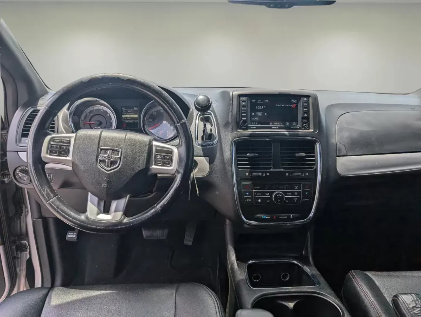 2017 /Black Dodge Grand Caravan GT (2C4RDGEG0HR) with an Regular Unleaded V-6 3.6 L/220 engine, 6-Speed Multi-Speed Automatic w/OD transmission, located at 3959 U.S. 80 W, Phenix City, AL, 36870, (334) 297-4885, 32.469296, -85.135185 - ### Experience Family Adventures in the 2017 Dodge Grand Caravan GT at Gils Auto - Phenix City<br /> <br /> Looking for the perfect vehicle to accommodate your growing family or to make those long commutes more enjoyable? Look no further than the 2017 Dodge Grand Caravan GT, available now at Gils Au - Photo#13