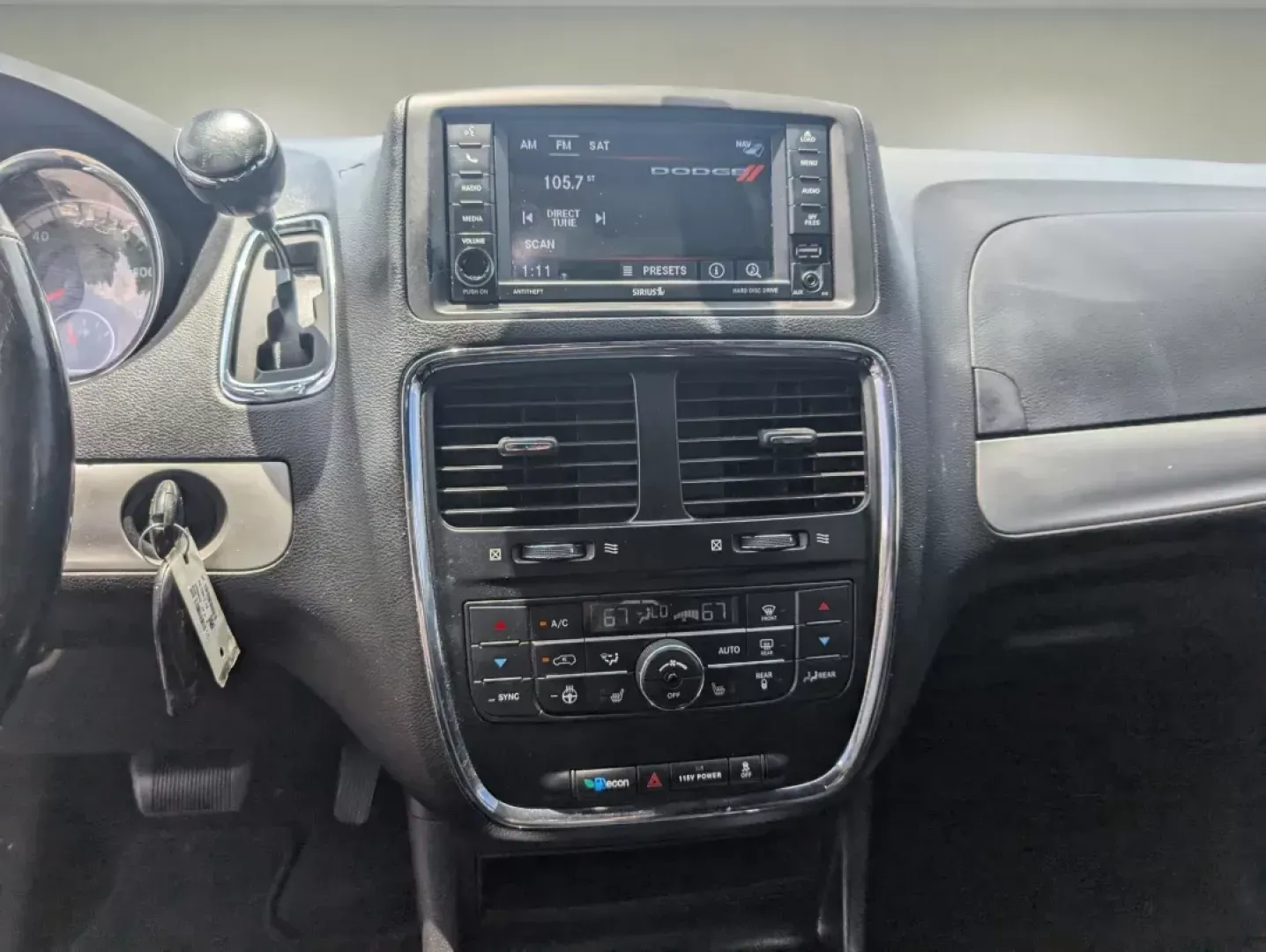 2017 /Black Dodge Grand Caravan GT (2C4RDGEG0HR) with an Regular Unleaded V-6 3.6 L/220 engine, 6-Speed Multi-Speed Automatic w/OD transmission, located at 3959 U.S. 80 W, Phenix City, AL, 36870, (334) 297-4885, 32.469296, -85.135185 - ### Experience Family Adventures in the 2017 Dodge Grand Caravan GT at Gils Auto - Phenix City<br /> <br /> Looking for the perfect vehicle to accommodate your growing family or to make those long commutes more enjoyable? Look no further than the 2017 Dodge Grand Caravan GT, available now at Gils Au - Photo#16